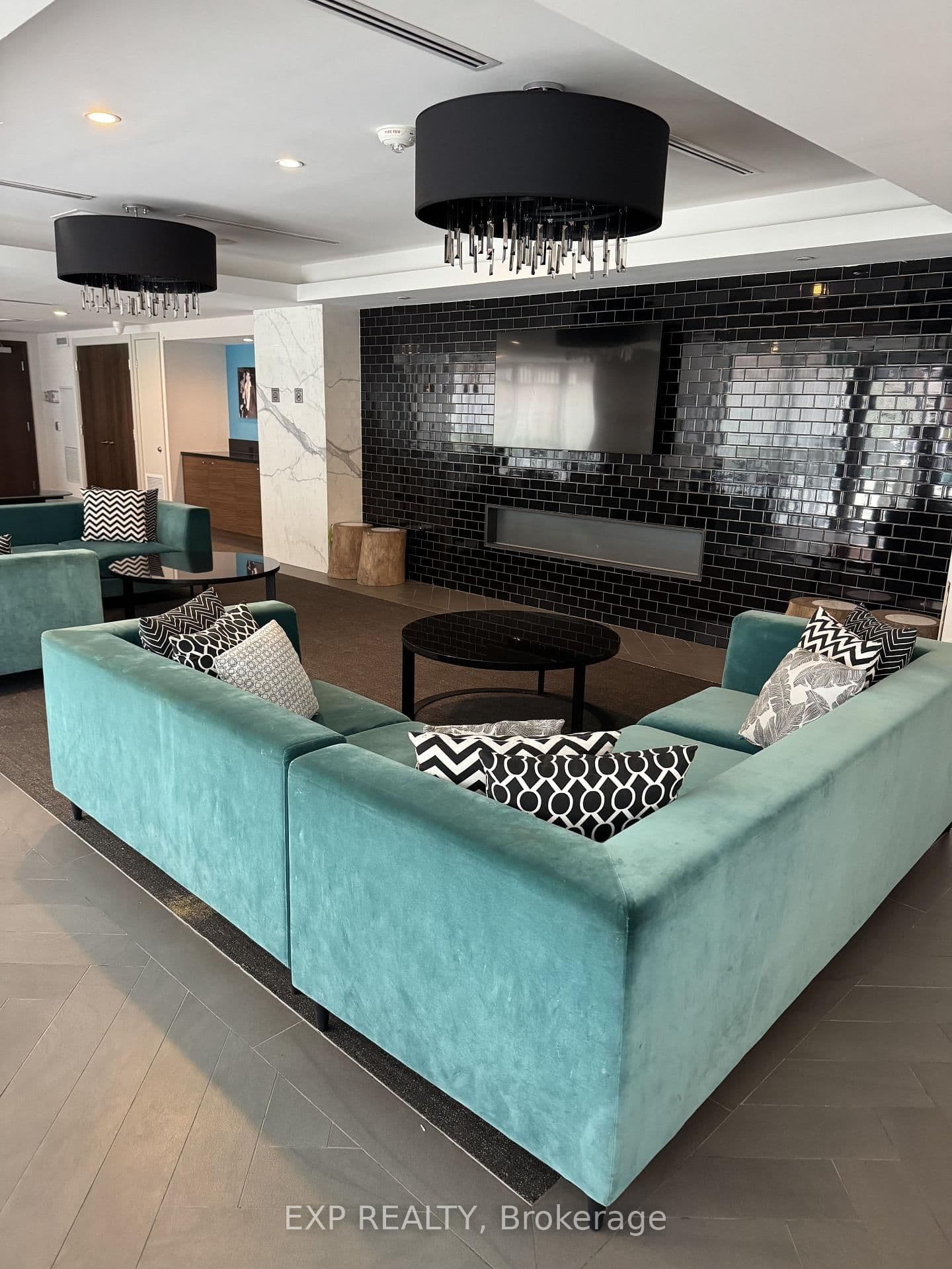 38 Iannuzzi Street, Unit 509 thumbnail 23