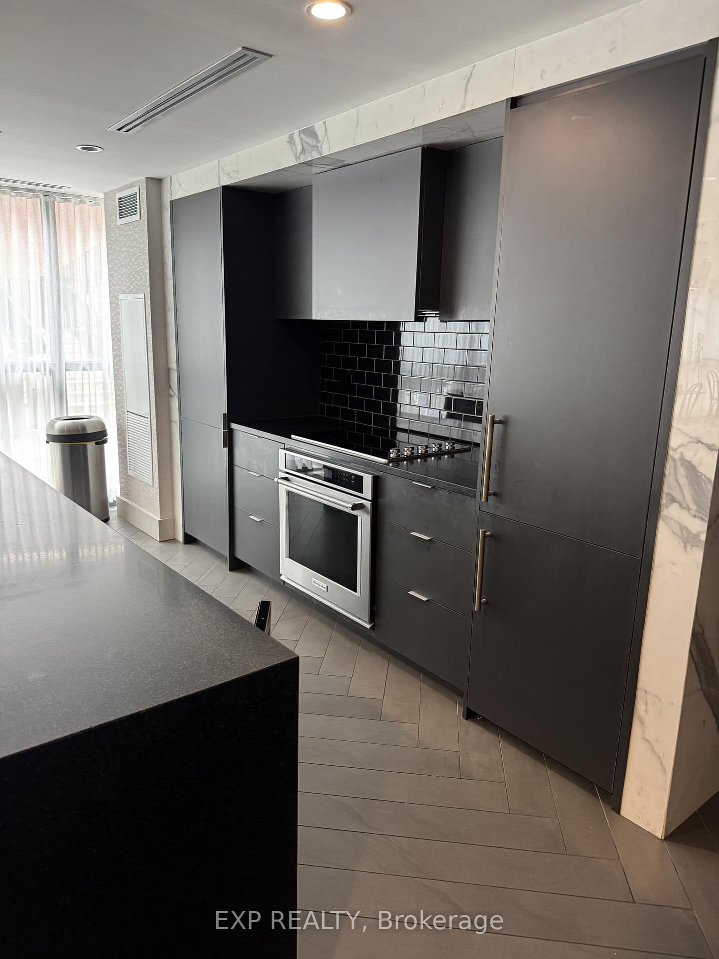 38 Iannuzzi Street, Unit 509 thumbnail 24