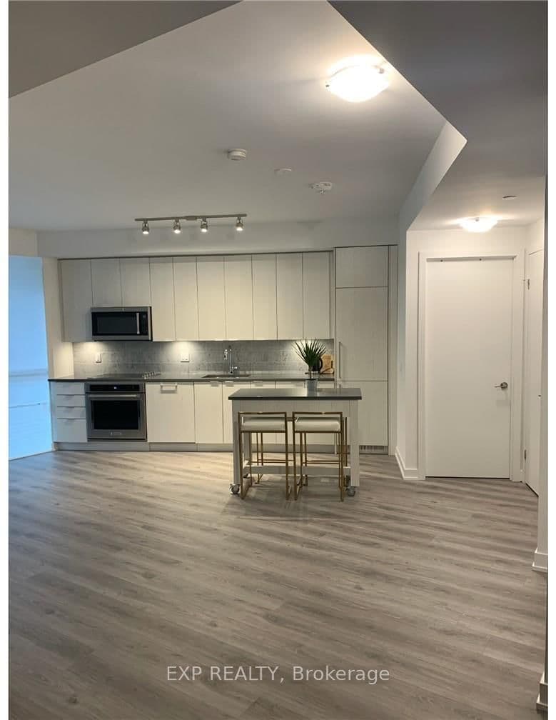 38 Iannuzzi Street, Unit 509 thumbnail 3