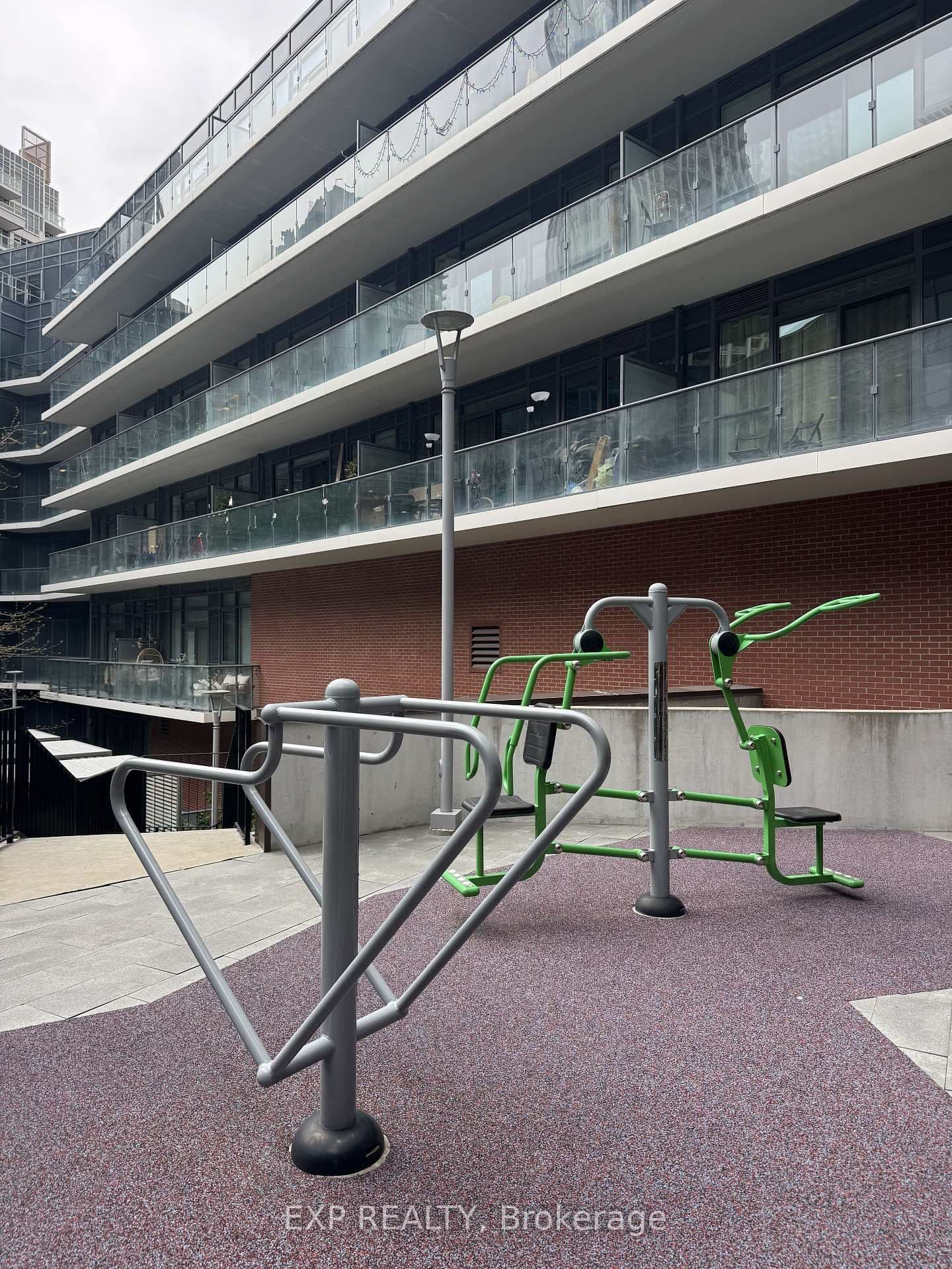 38 Iannuzzi Street, Unit 509 thumbnail 35