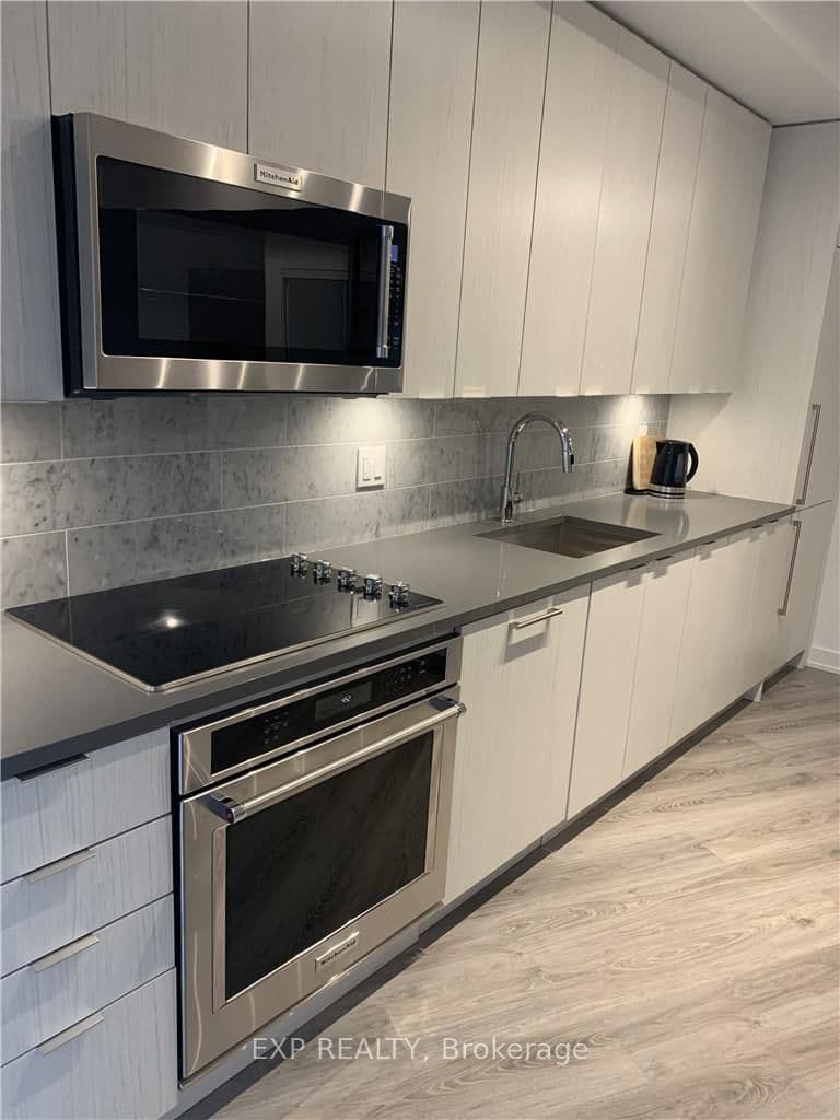 38 Iannuzzi Street, Unit 509 thumbnail 7