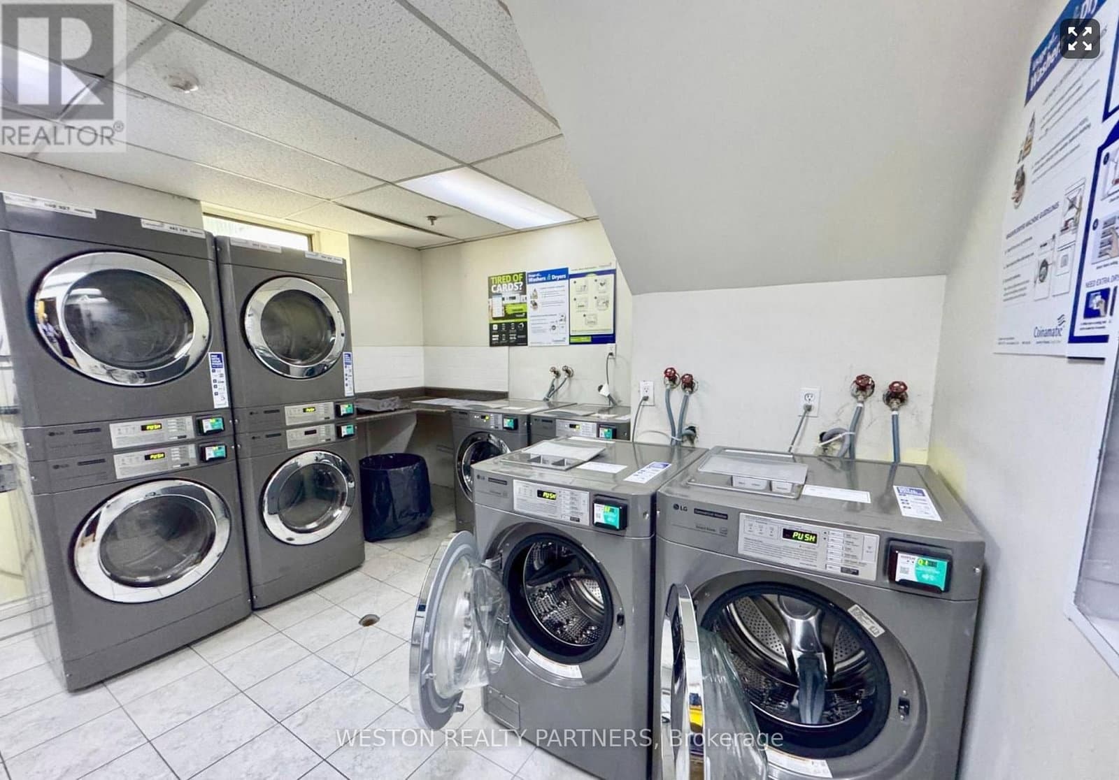 44 Walmer Road, Unit 204 thumbnail 2