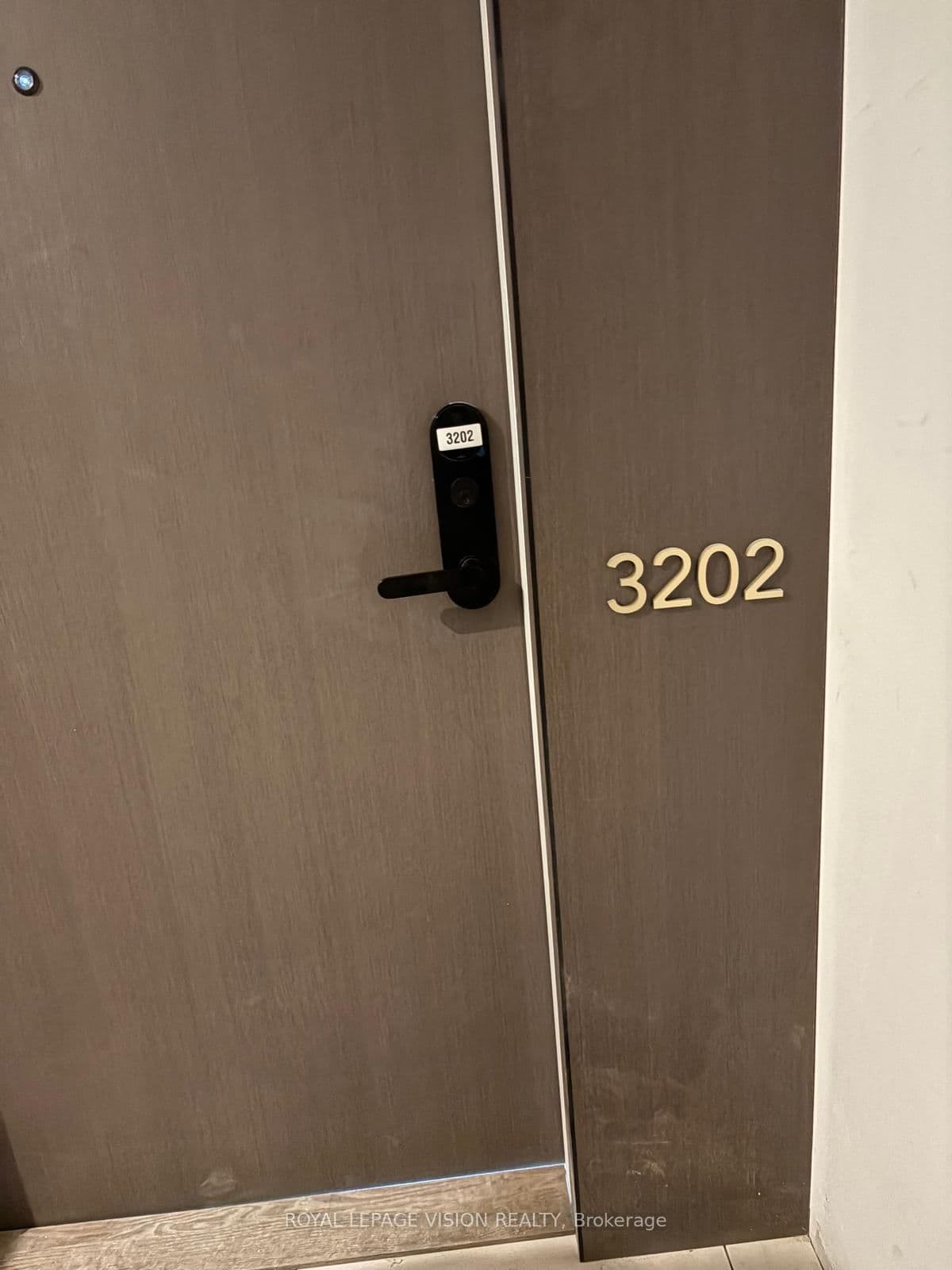 1315 Bay st Street, Unit 3202 thumbnail 15
