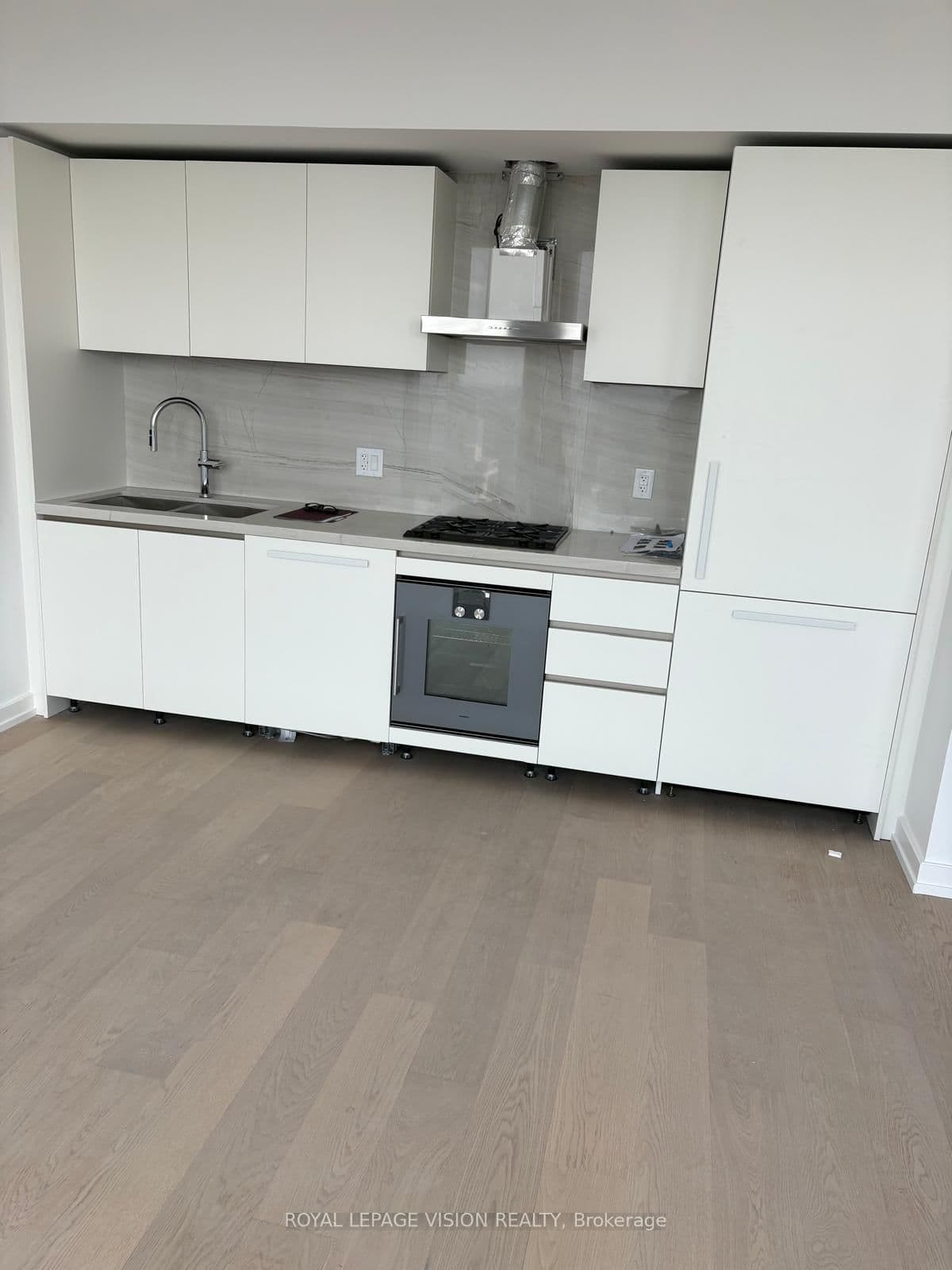 1315 Bay st Street, Unit 3202 thumbnail 16