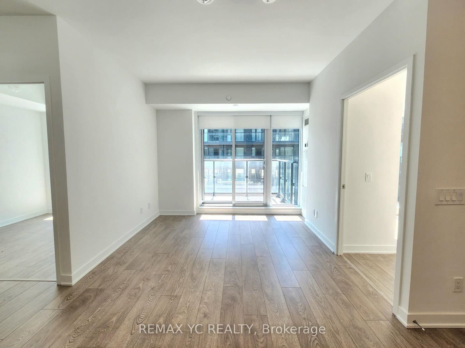 543 Richmond Street, Unit 1212 thumbnail 3
