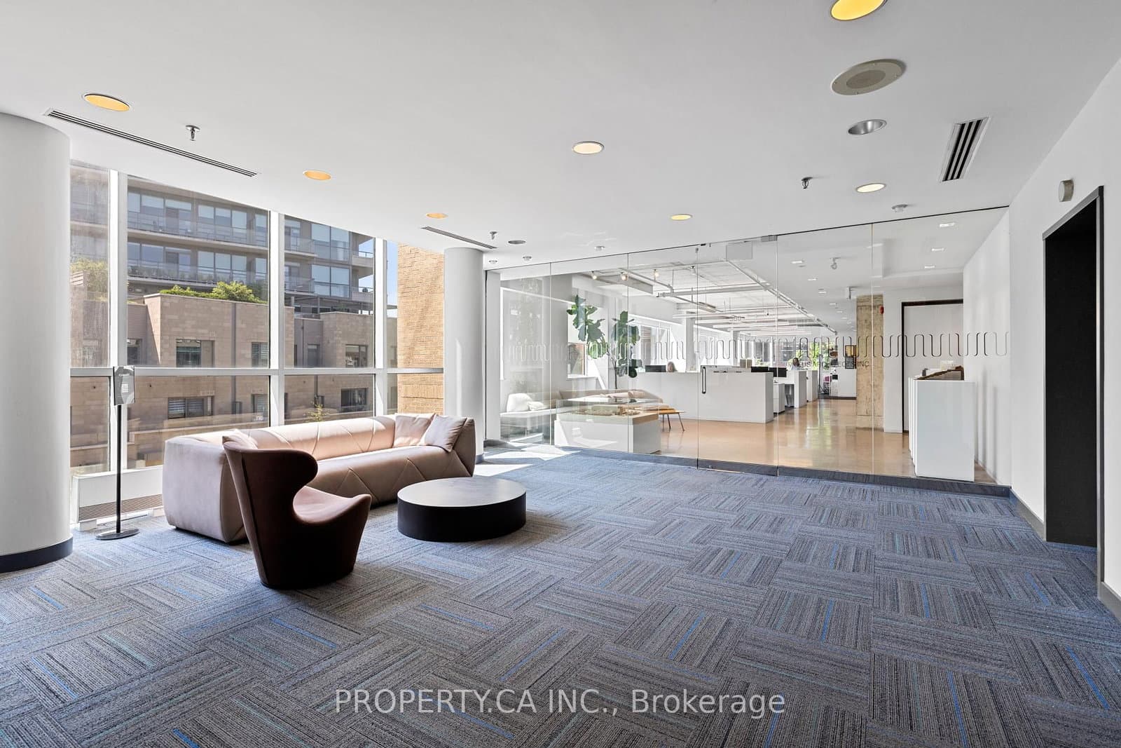 160 Pears Avenue, Unit 300 thumbnail 3