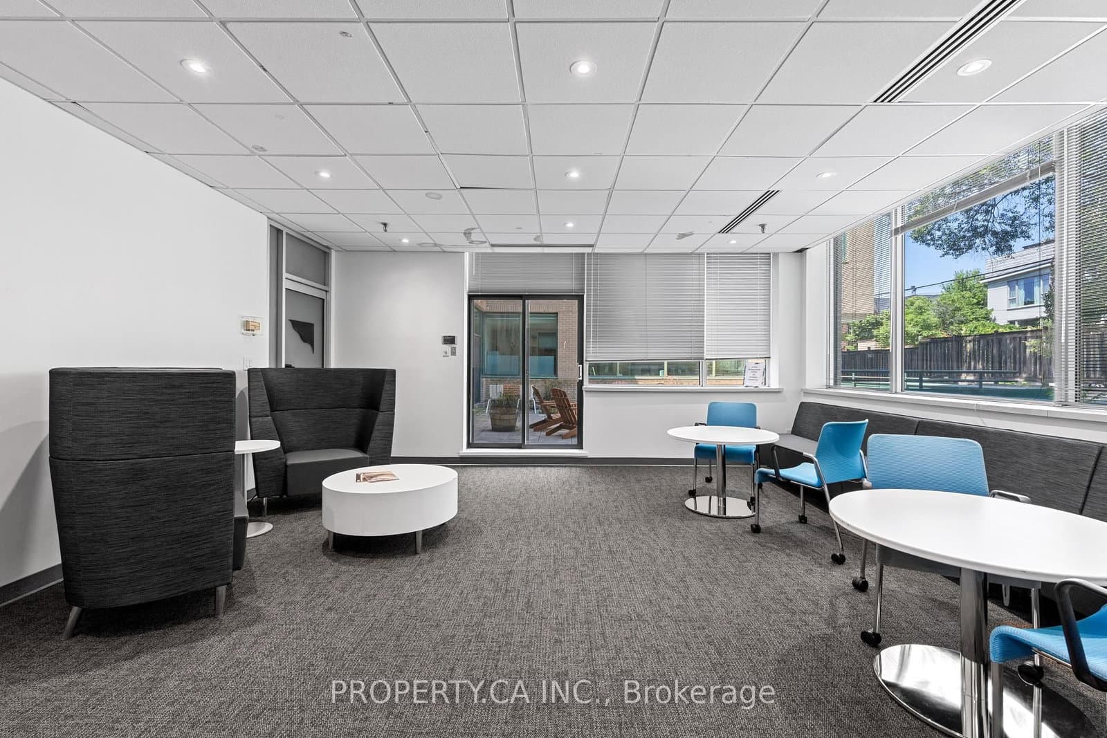 160 Pears Avenue, Unit 300 thumbnail 6