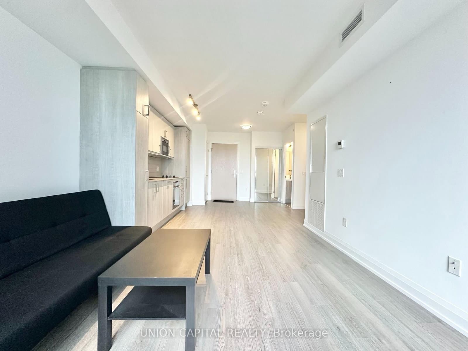 77 Mutual Street, Unit 2410 thumbnail 11