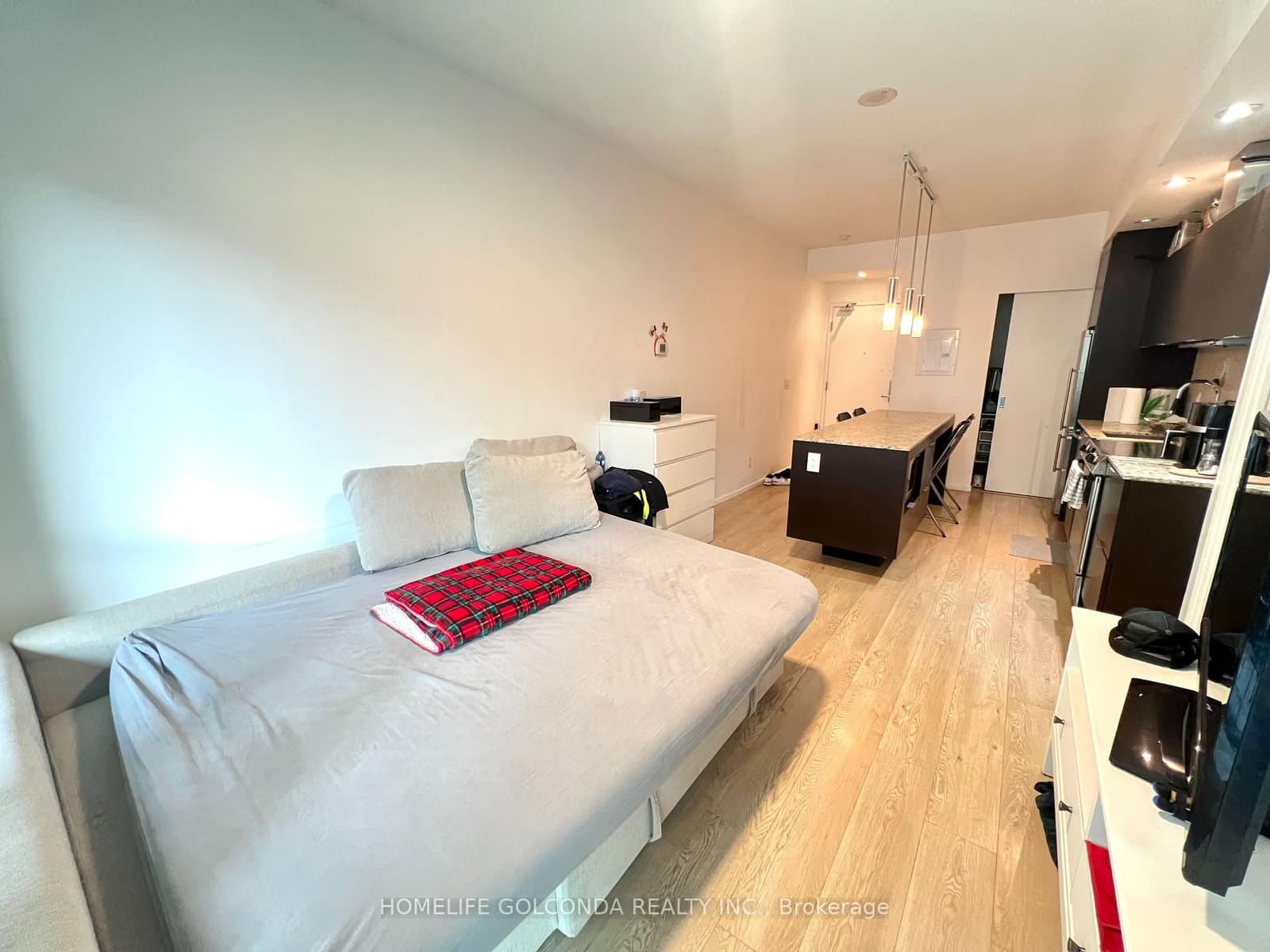 8 Charlotte Street, Unit 511 thumbnail 5