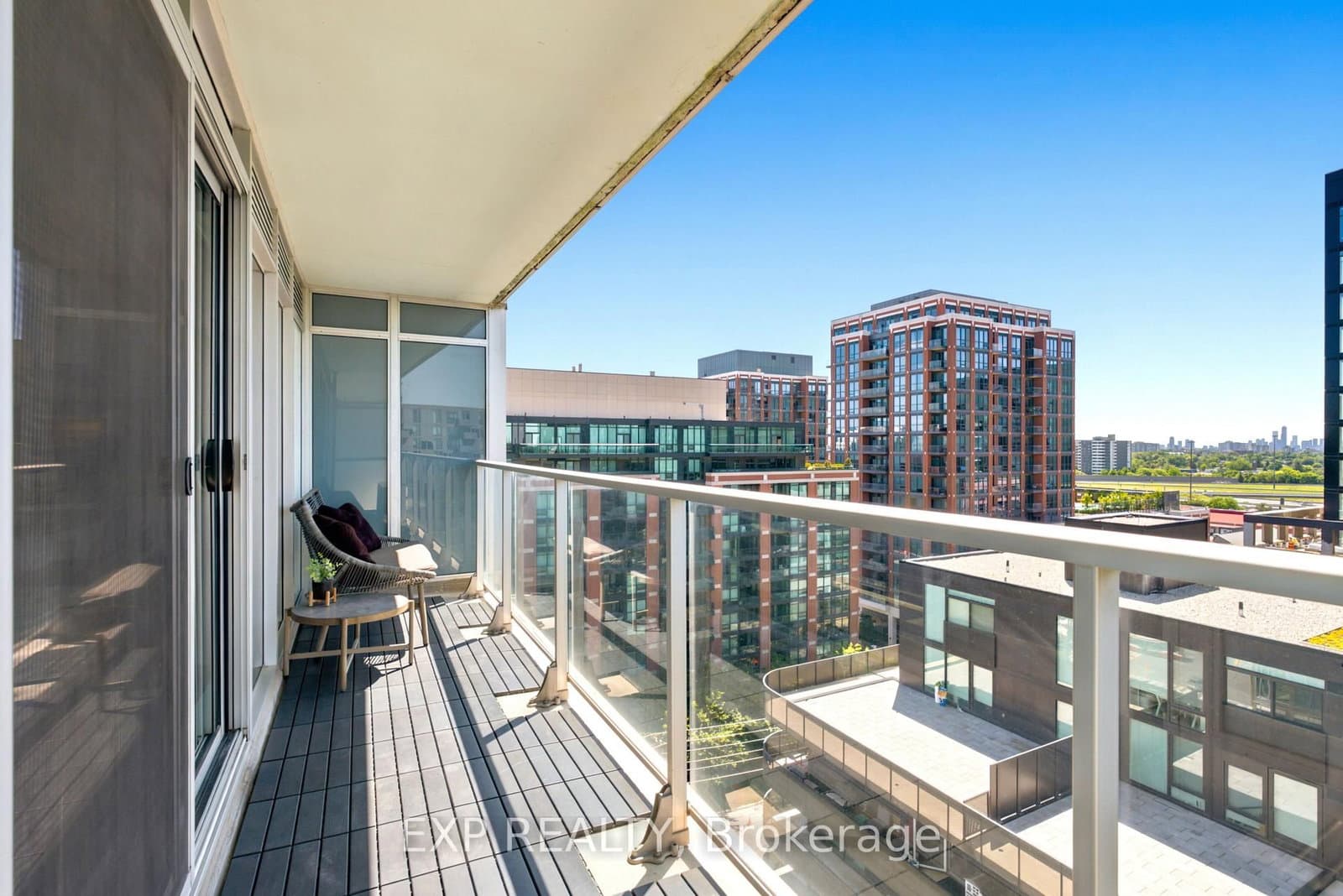 555 Wilson Avenue, Unit E1108 thumbnail 2