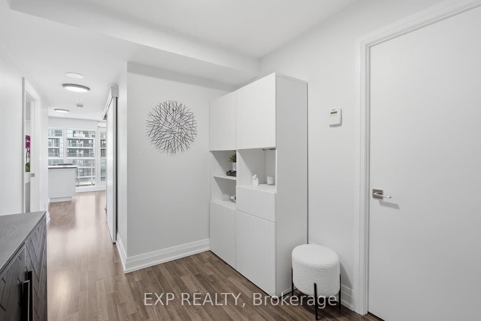 555 Wilson Avenue, Unit E1108 thumbnail 9