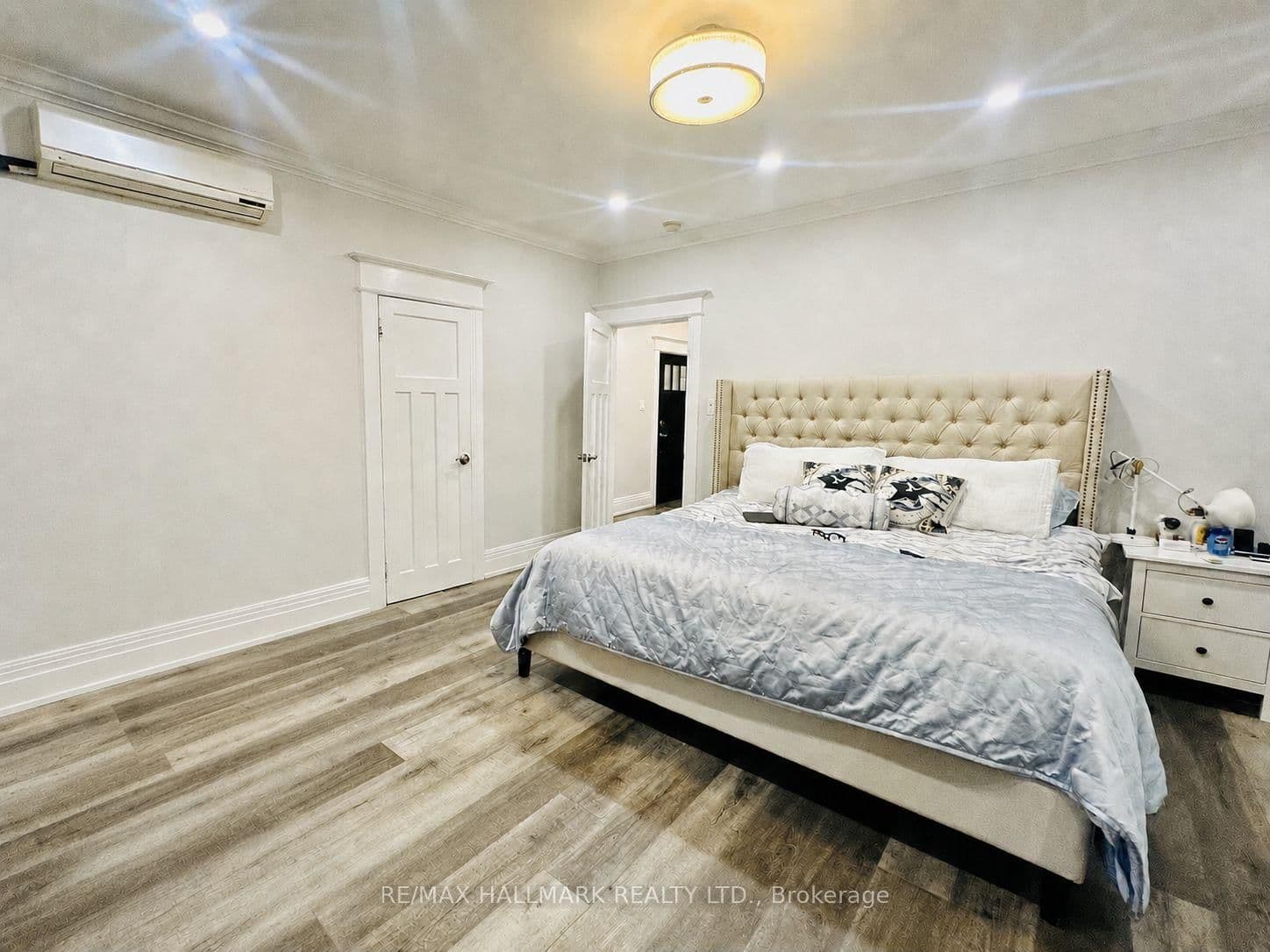 193 Heath Street W, Unit Main thumbnail 18