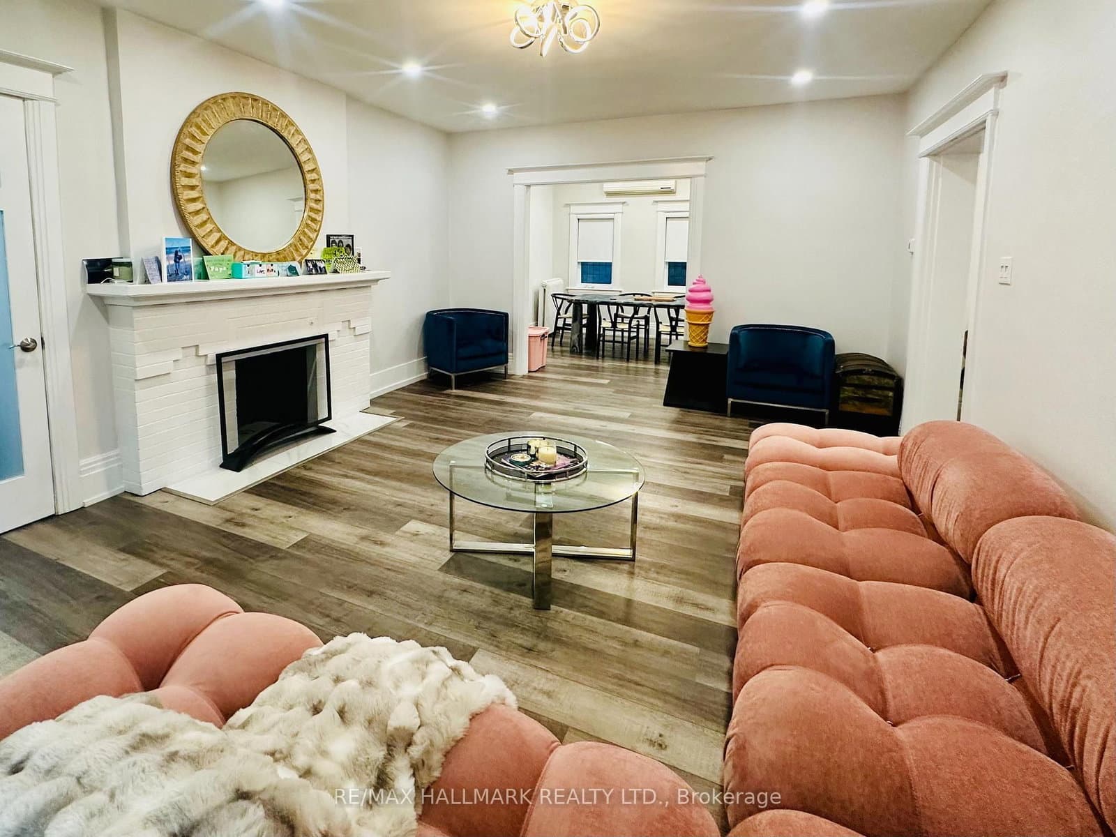 193 Heath Street W, Unit Main thumbnail 4