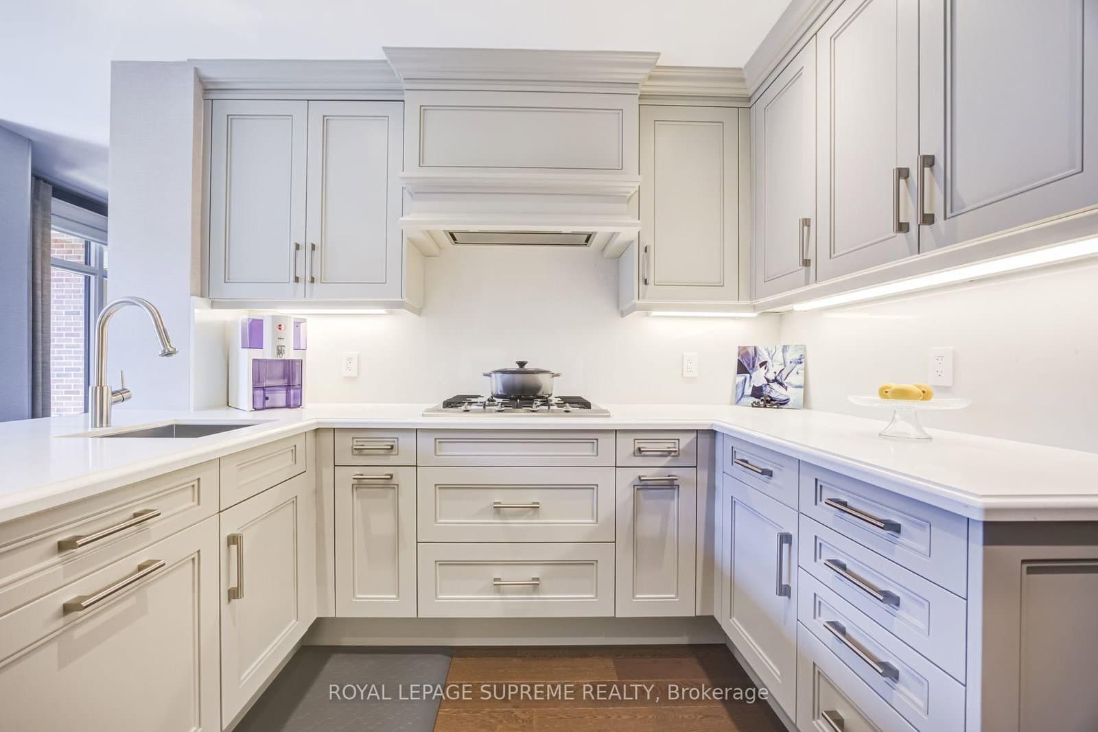 1900 Bayview Avenue, Unit 227 thumbnail 6