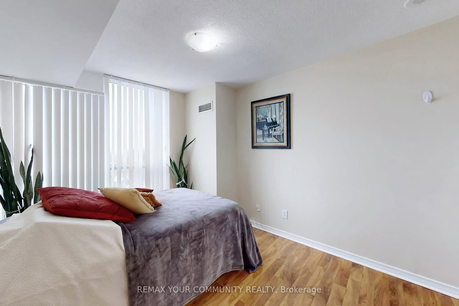 503 Beecroft Road, Unit 607 thumbnail 28