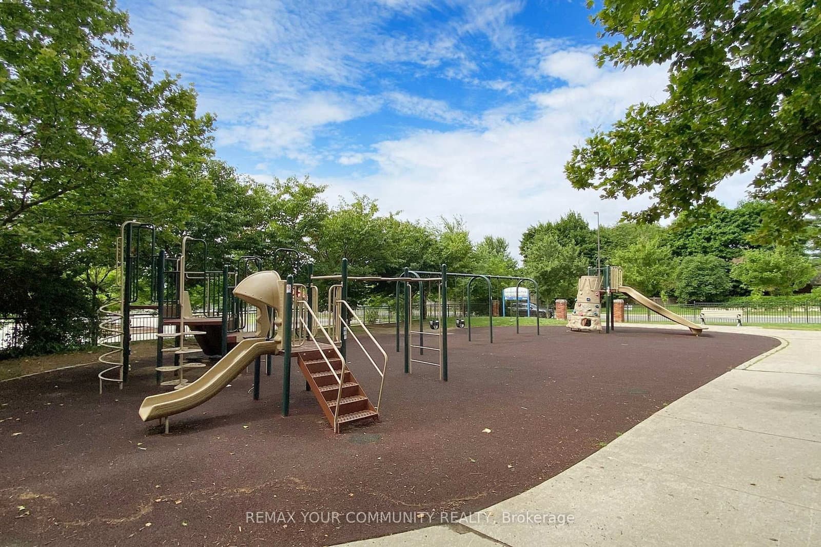 503 Beecroft Road, Unit 607 thumbnail 47