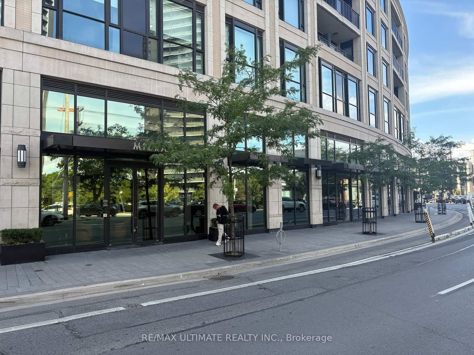 185 Davenport Road - Image 1