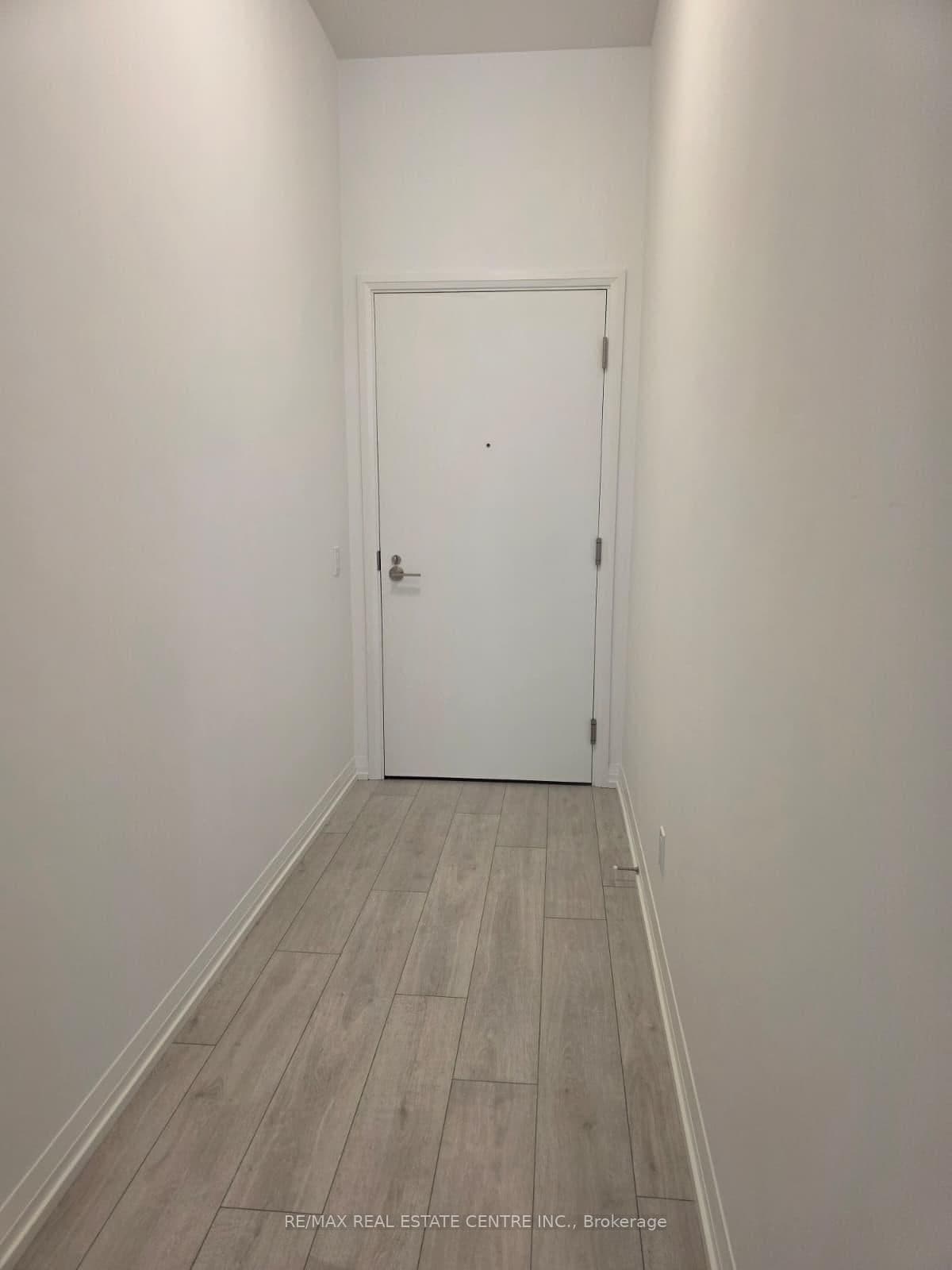 400 King Street W, Unit 901 thumbnail 4