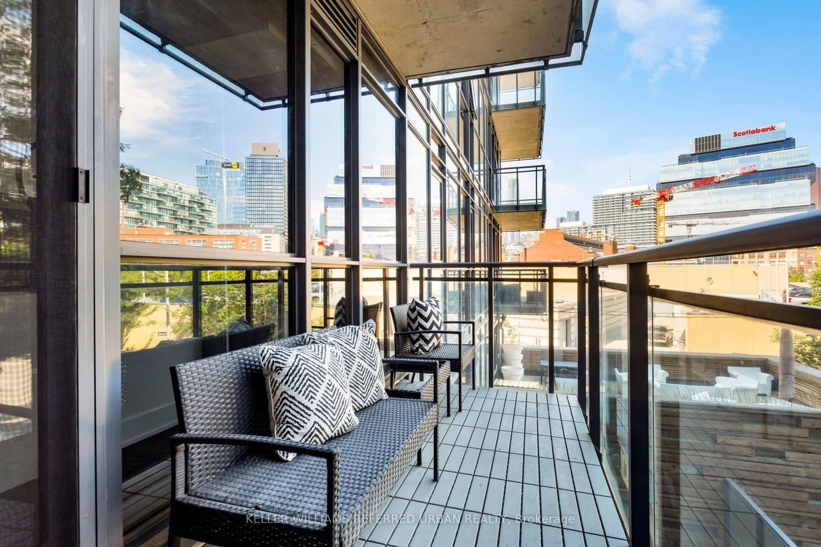 90 Trinity Street, Unit 212 thumbnail 21