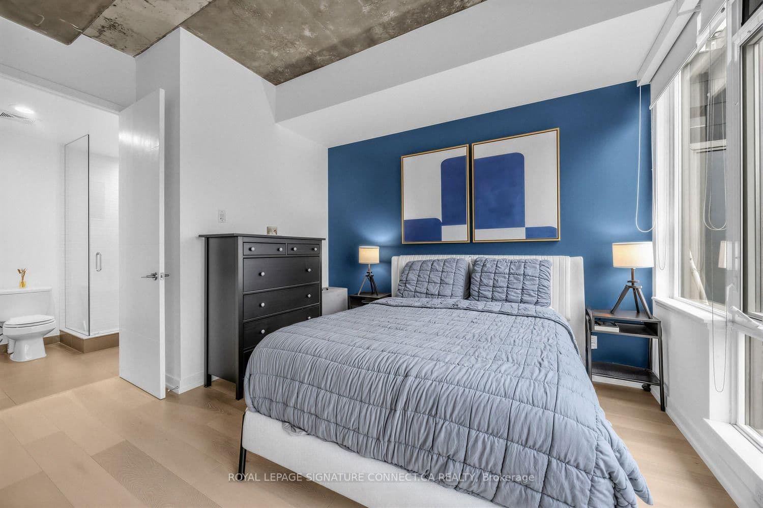66 Portland Street, Unit PH806 thumbnail 20