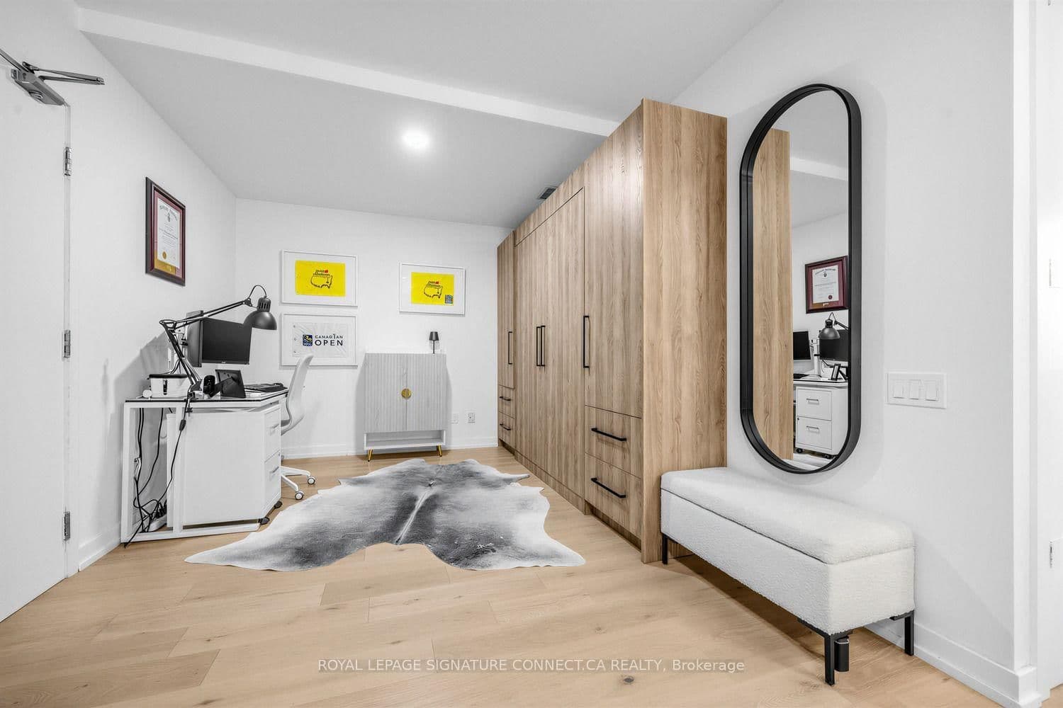 66 Portland Street, Unit PH806 thumbnail 8