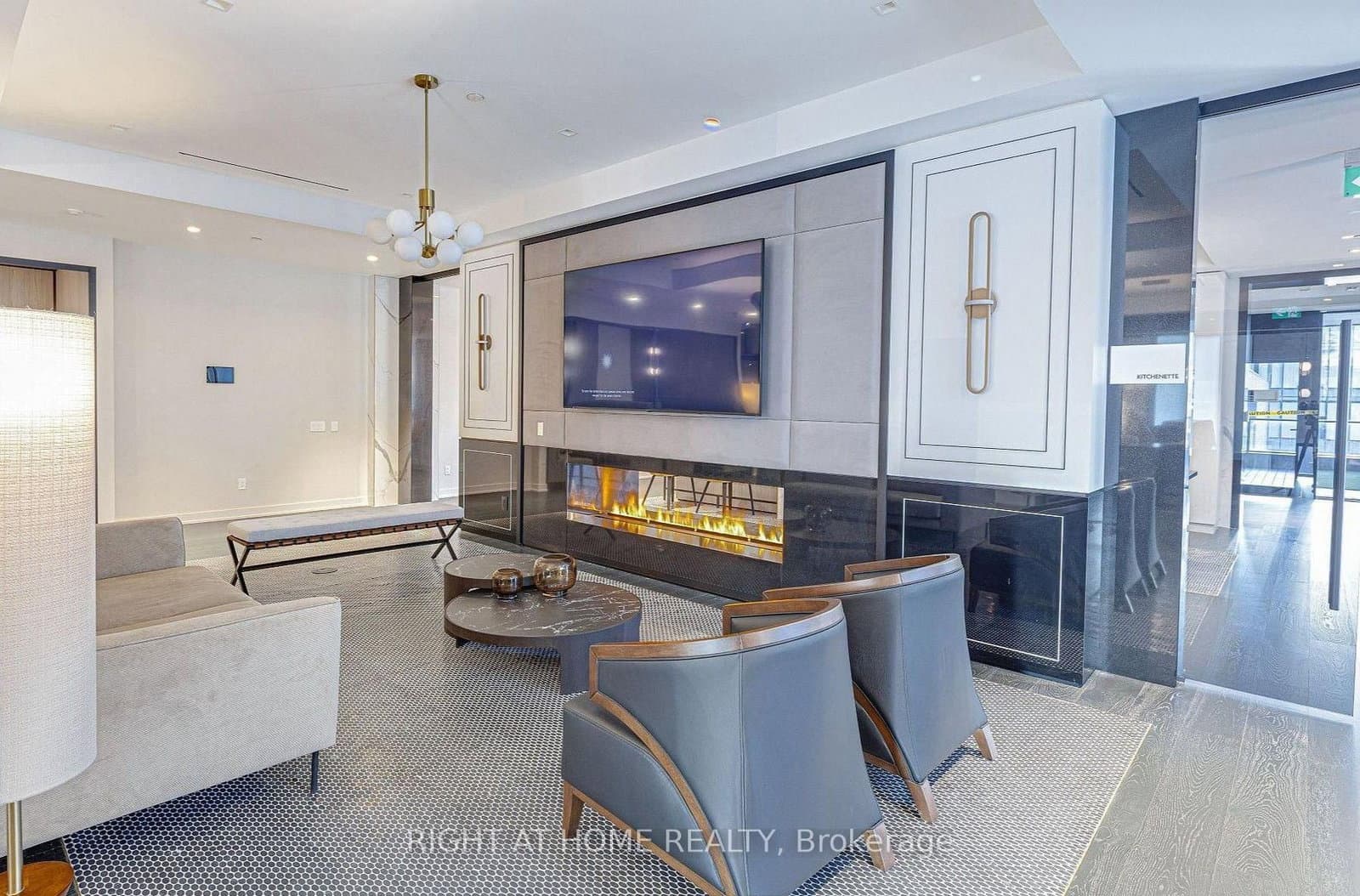 8 Wellesley Street W, Unit 5205 thumbnail 22
