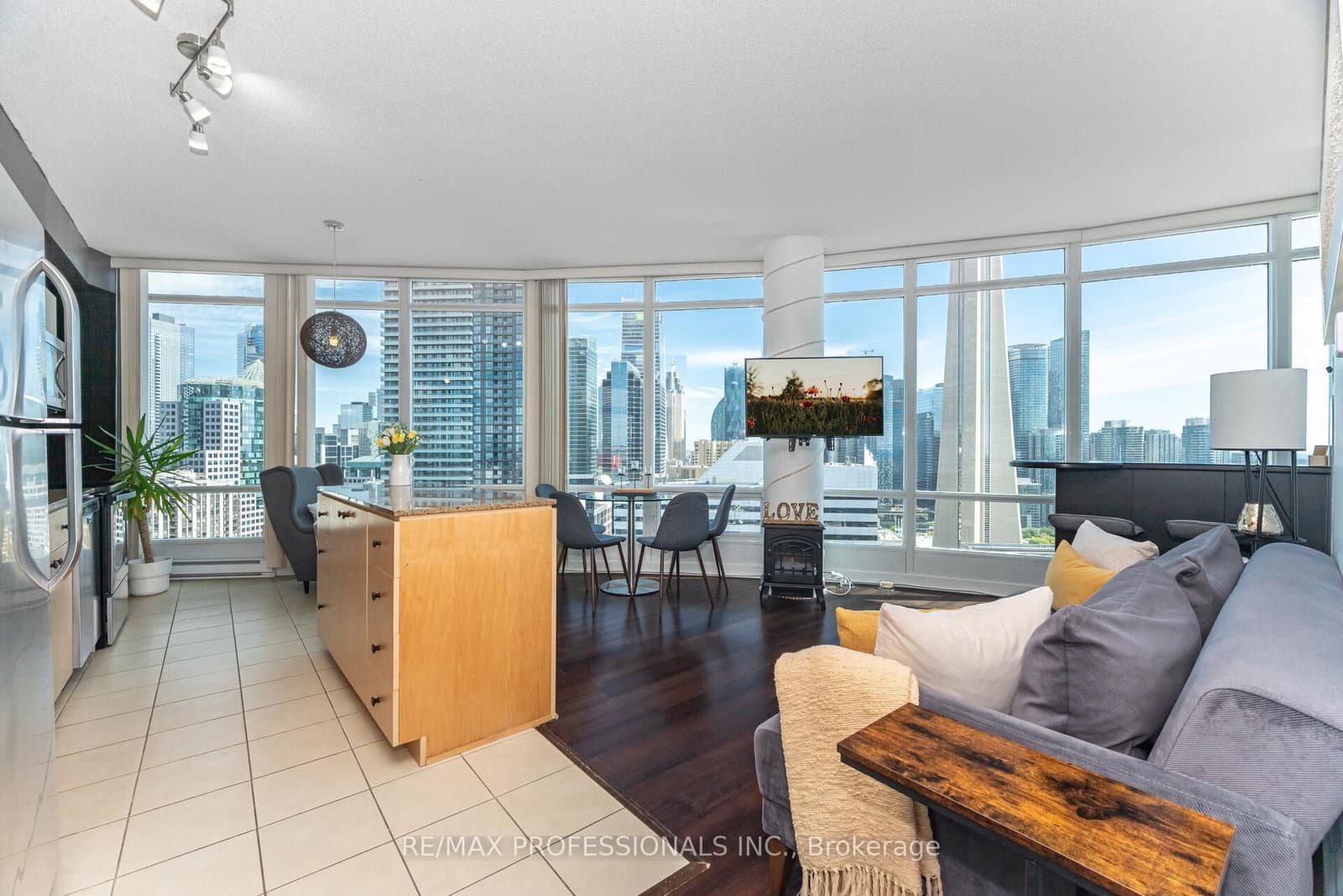 361 Front Street W, Unit 3303 thumbnail 12