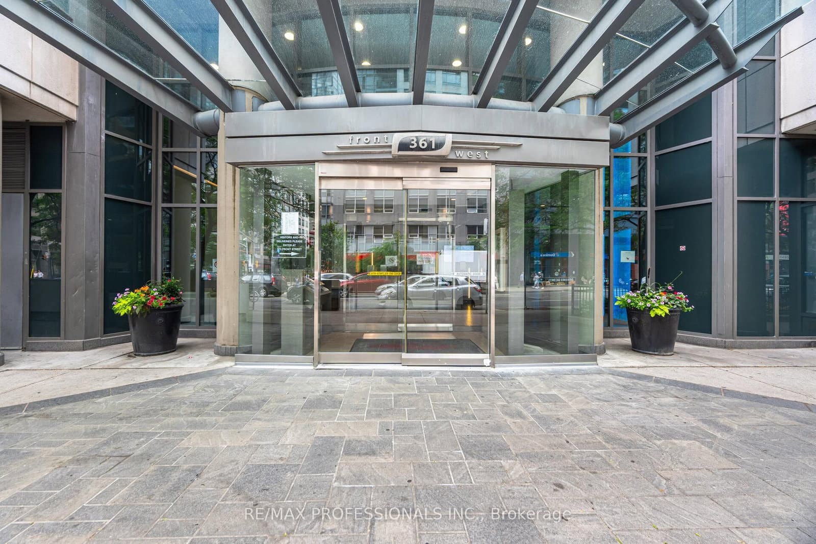 361 Front Street W, Unit 3303 thumbnail 2