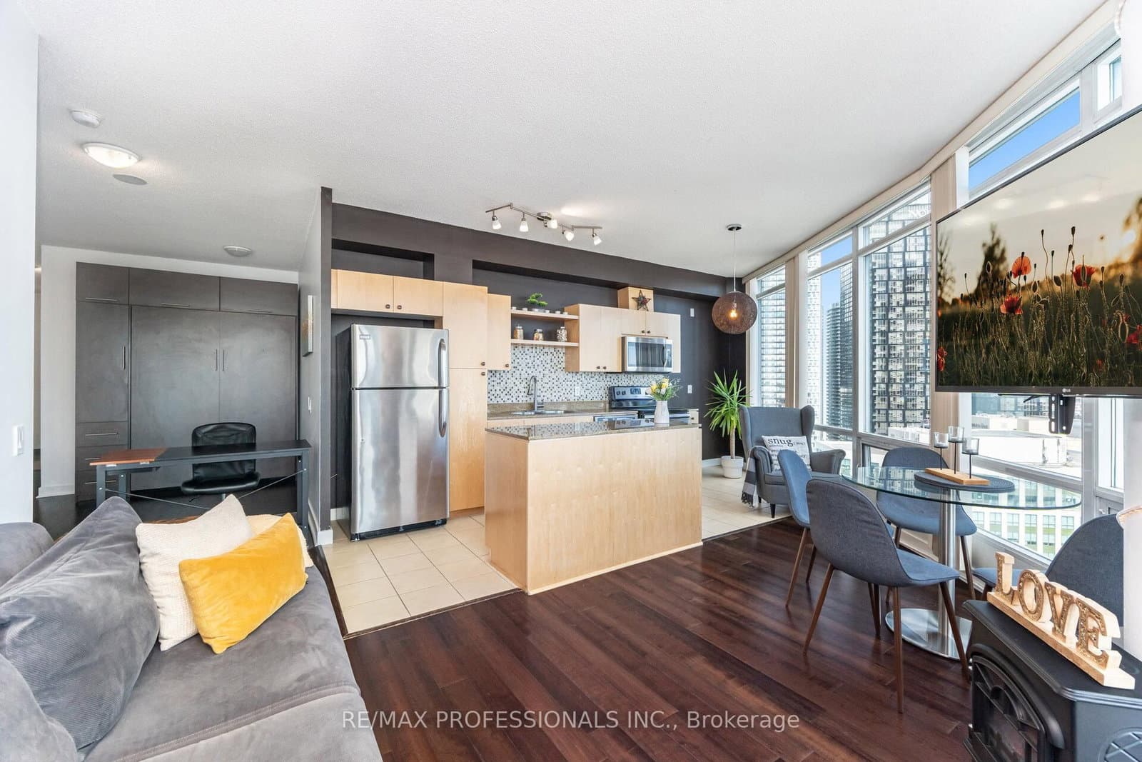 361 Front Street W, Unit 3303 thumbnail 24