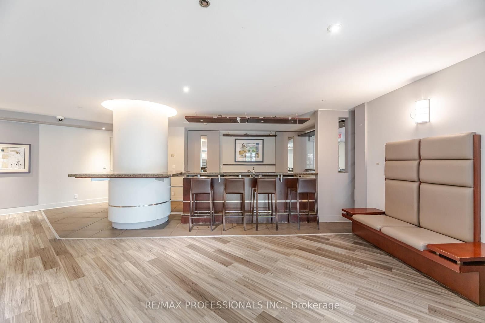 361 Front Street W, Unit 3303 thumbnail 40