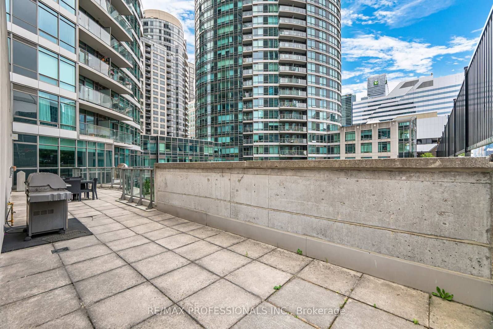 361 Front Street W, Unit 3303 thumbnail 43
