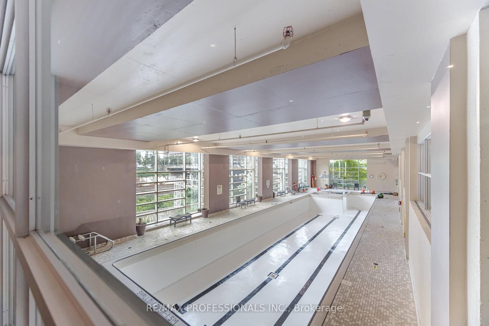 361 Front Street W, Unit 3303 thumbnail 49