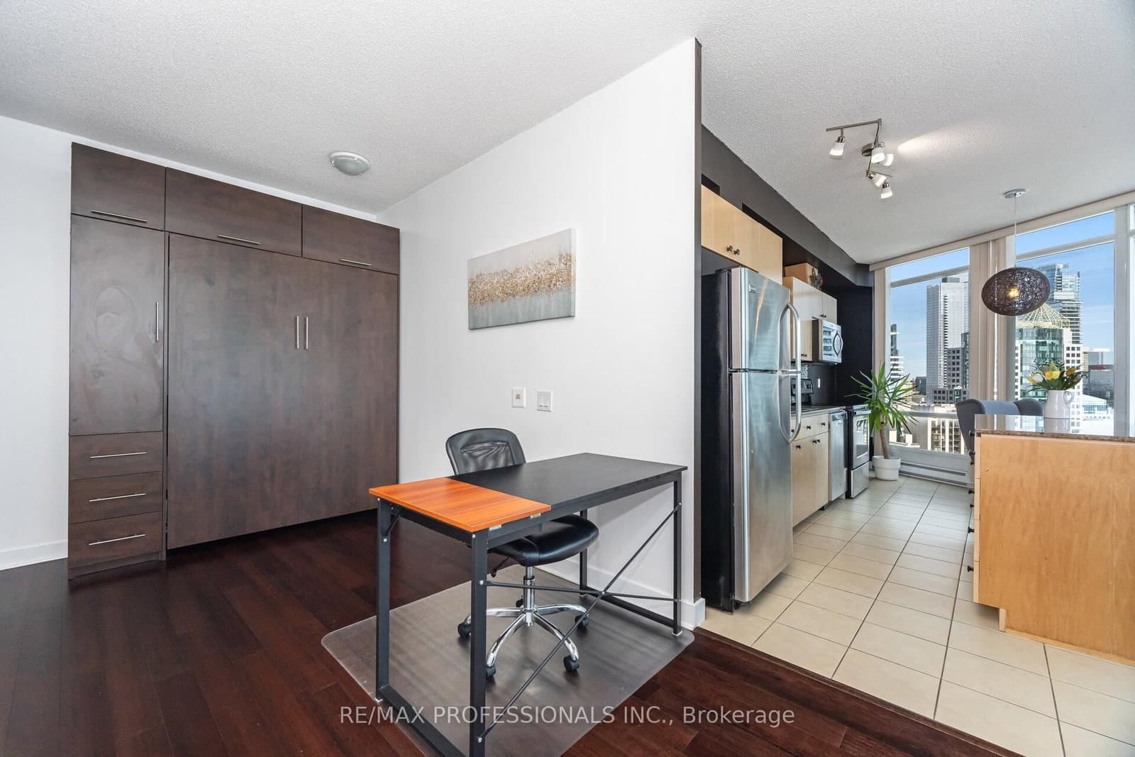 361 Front Street W, Unit 3303 thumbnail 8
