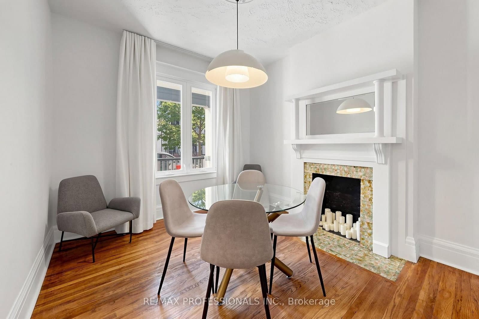 368 Howland Avenue thumbnail 14