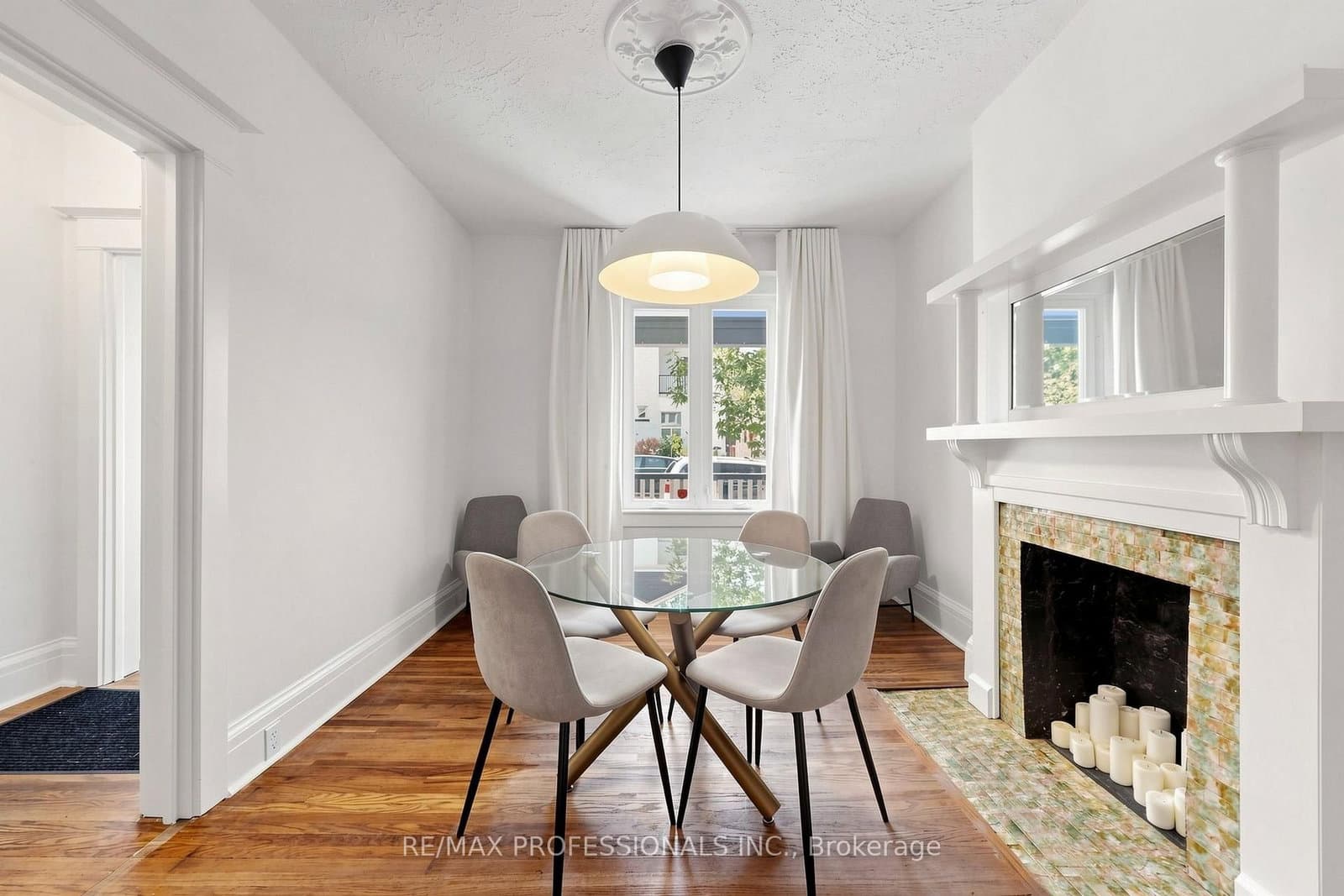 368 Howland Avenue thumbnail 15