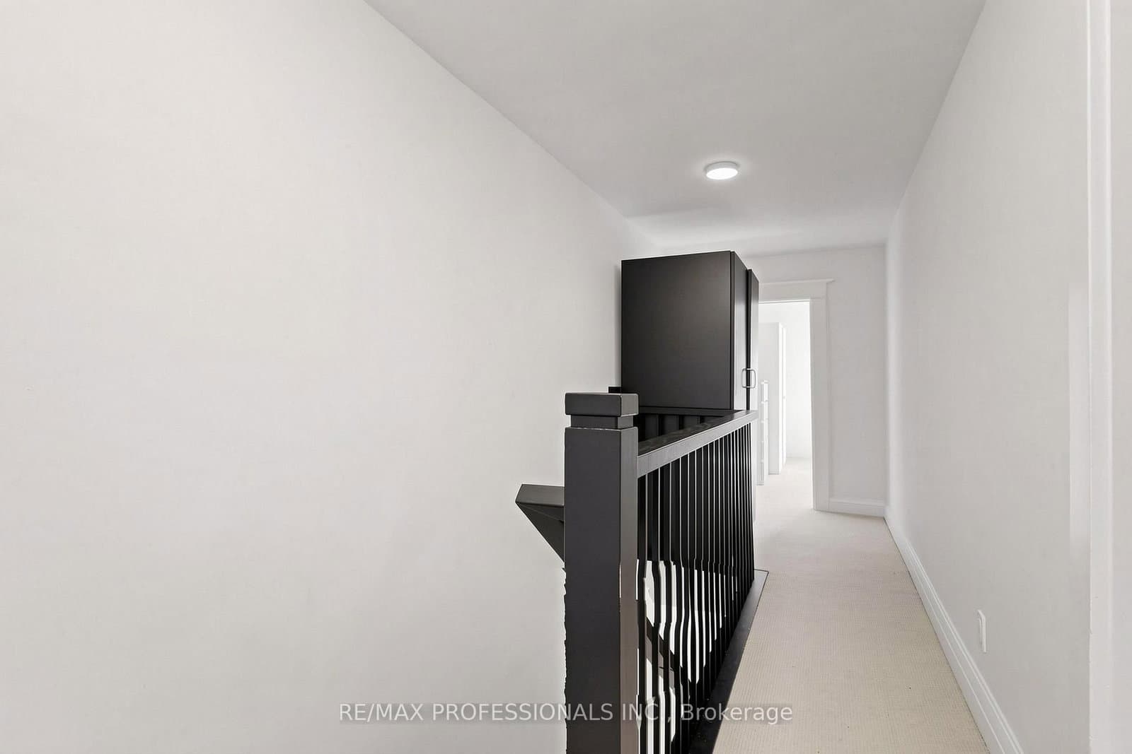 368 Howland Avenue thumbnail 19