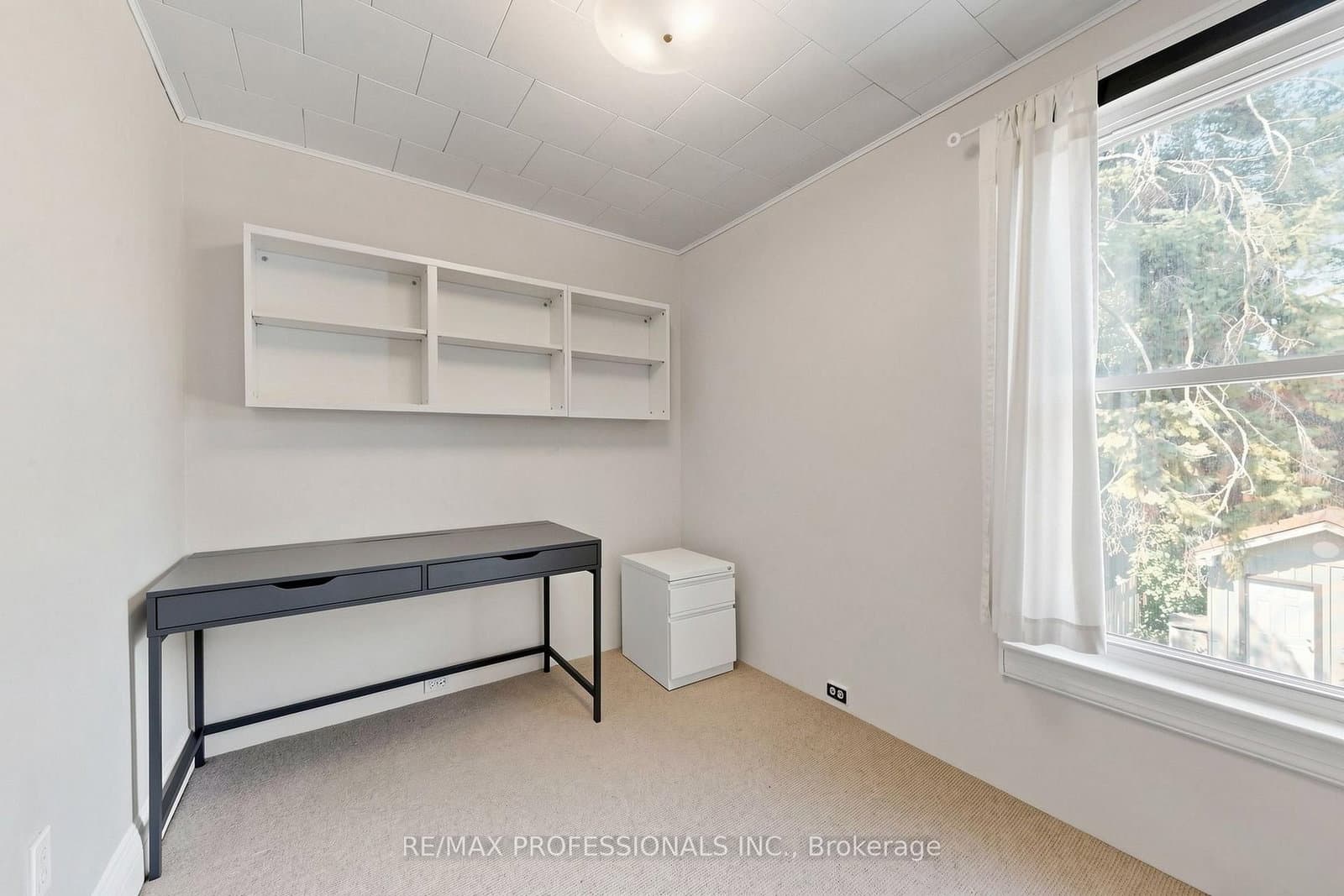 368 Howland Avenue thumbnail 27