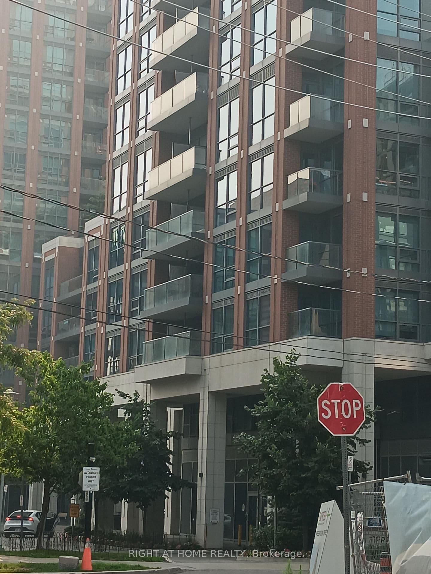 #619 - 31 Tippett Road