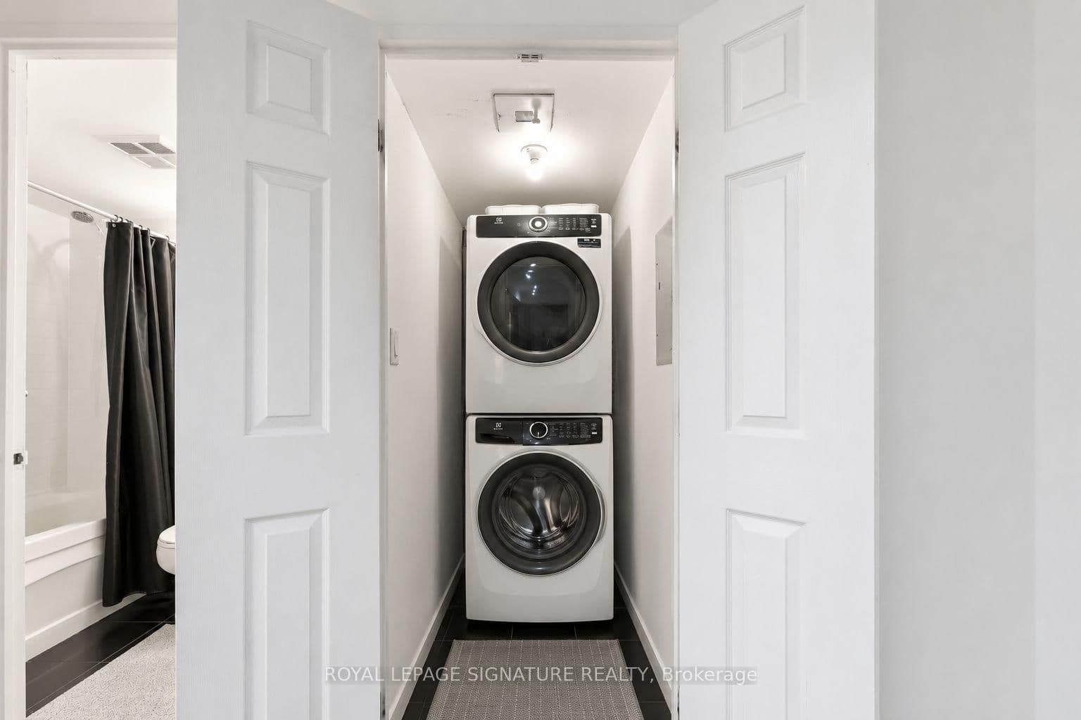 230 King Street E, Unit 1223 thumbnail 19