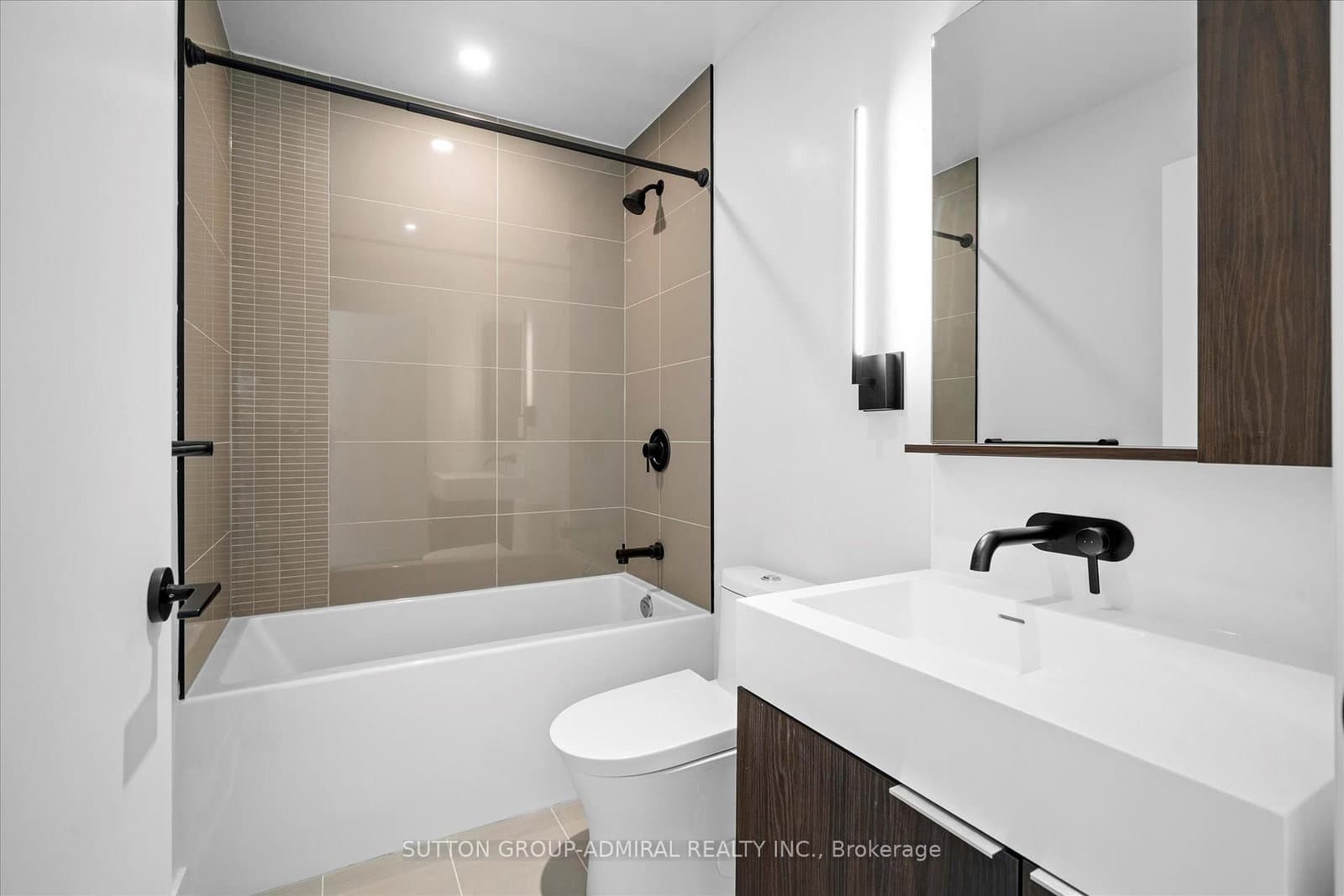 127 Broadway Avenue, Unit 2902 thumbnail 14