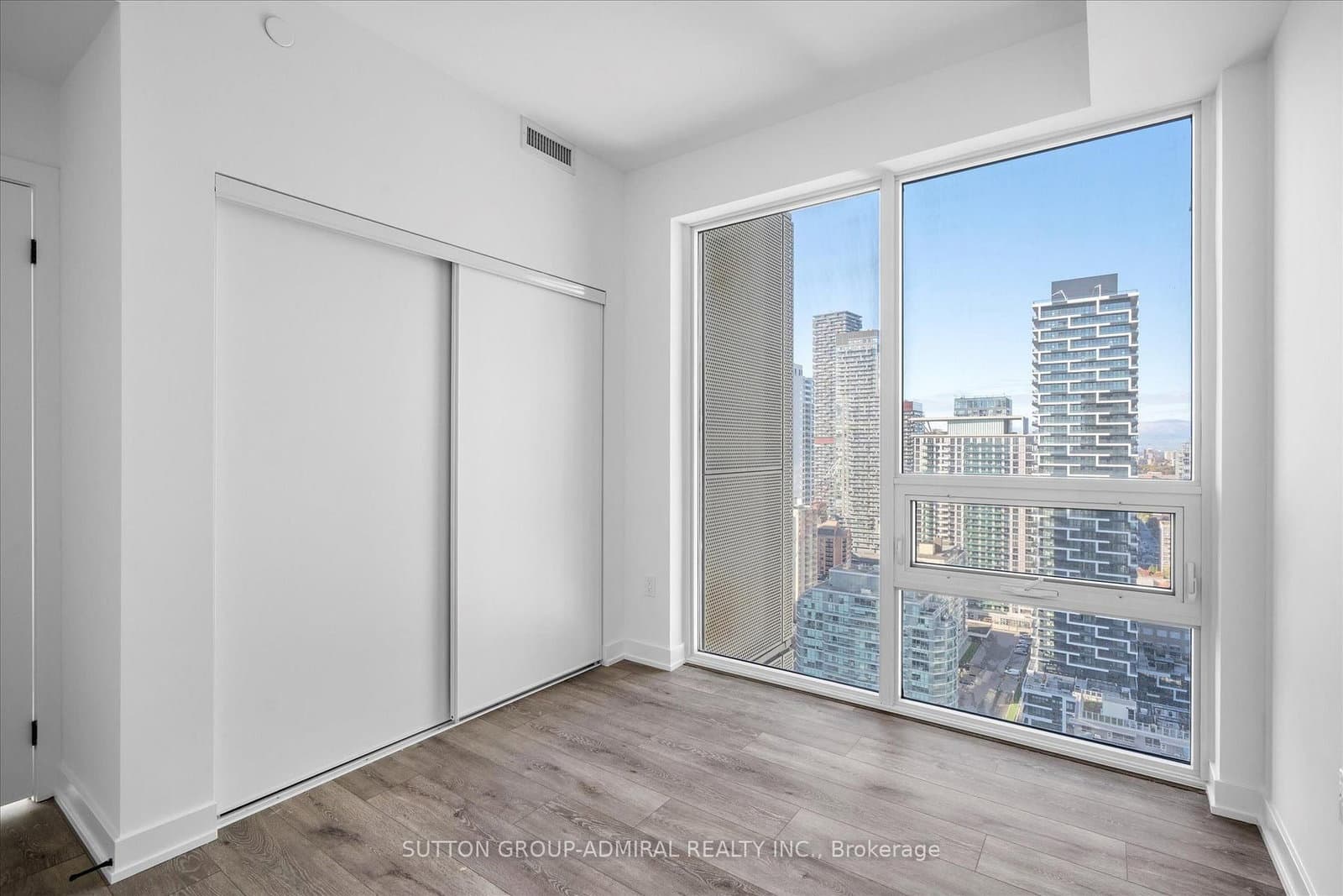 127 Broadway Avenue, Unit 2902 thumbnail 7