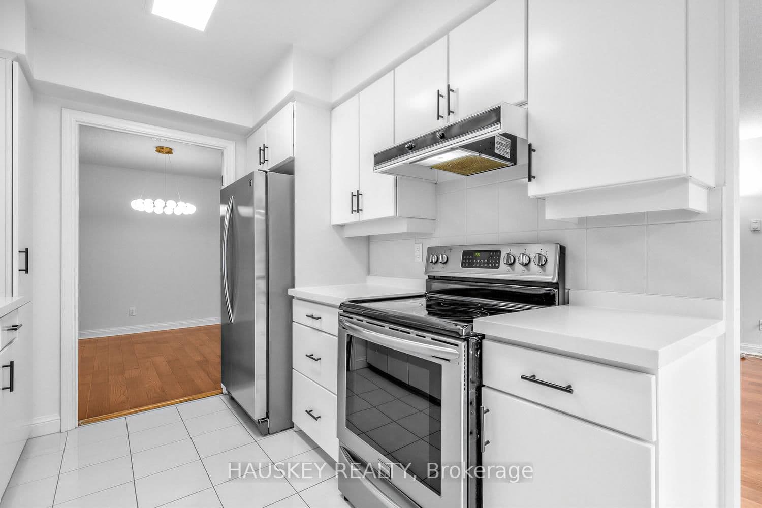 3800 Yonge Street, Unit 402 thumbnail 9