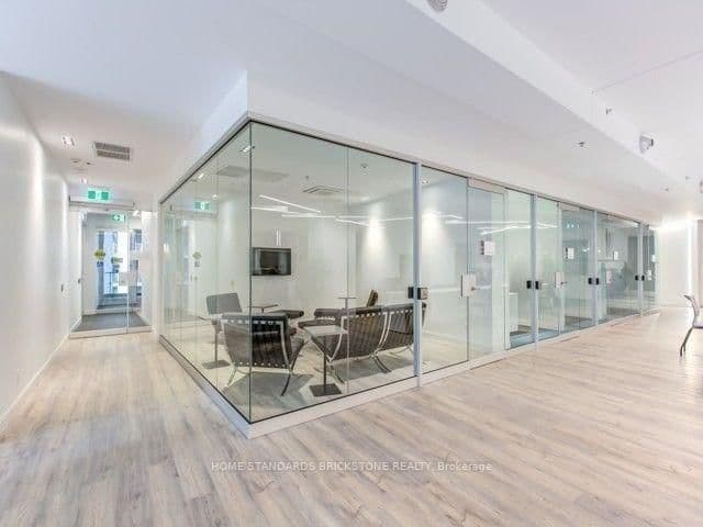 181 Dundas Street E, Unit 2106 thumbnail 10