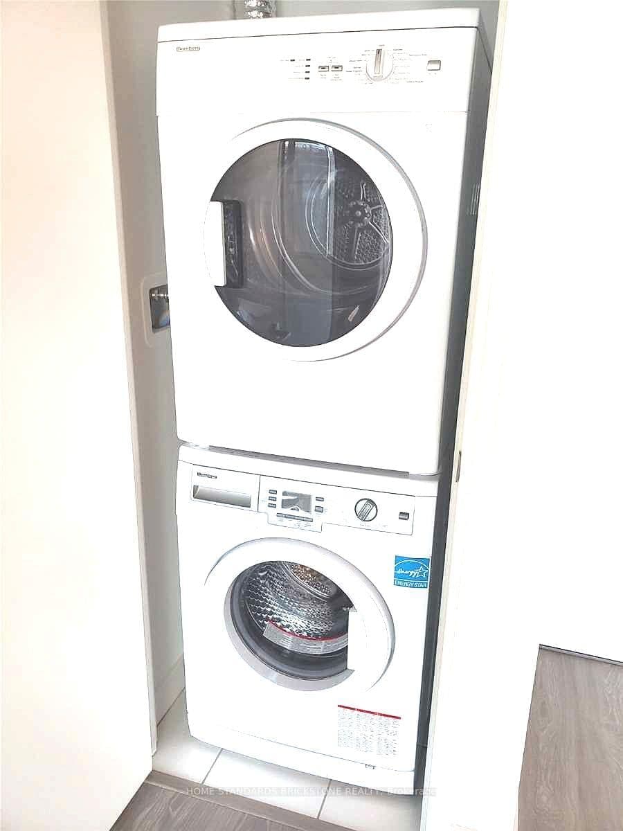 181 Dundas Street E, Unit 2106 thumbnail 6