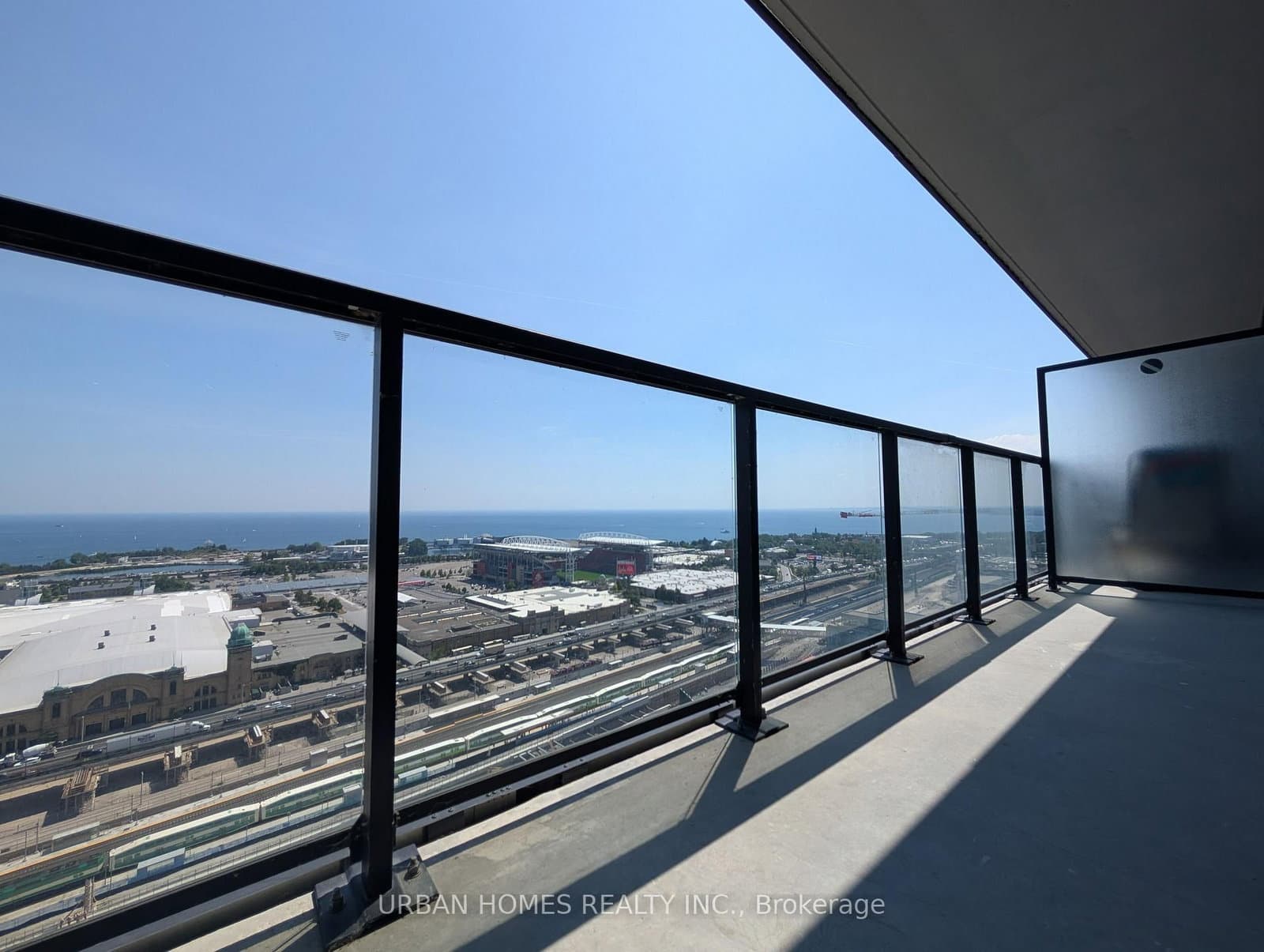 135 East Liberty Street, Unit 2313 thumbnail 10