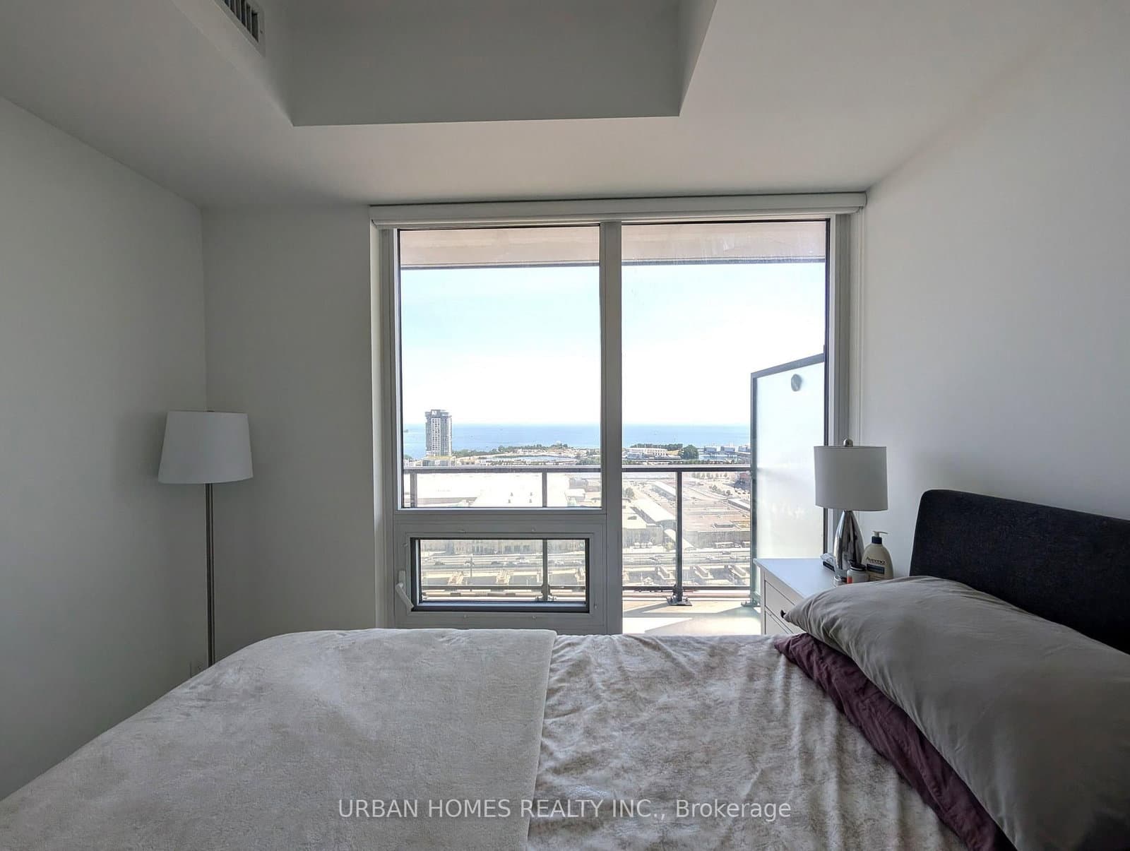 135 East Liberty Street, Unit 2313 thumbnail 9