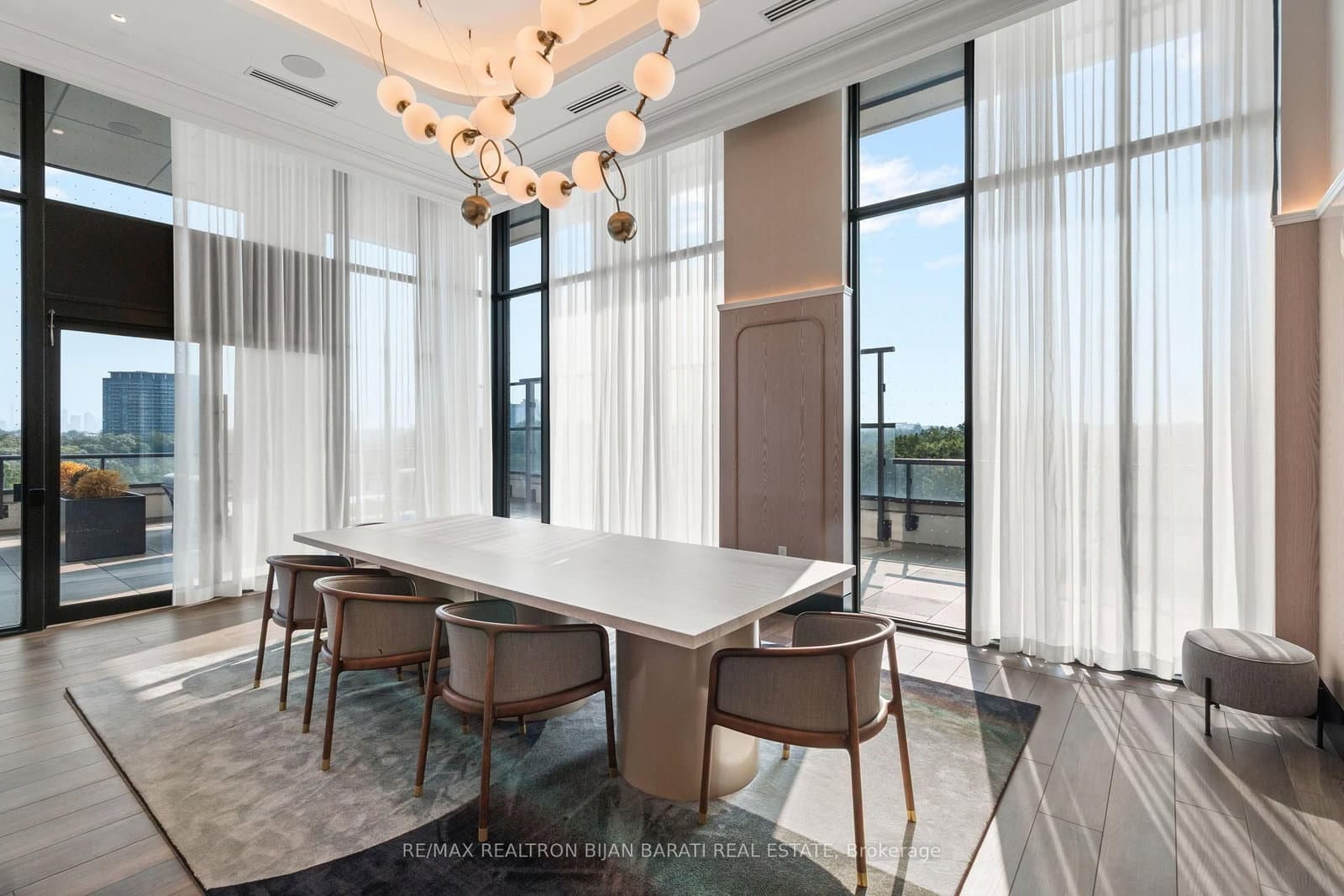 10 INN ON THE PARK Drive, Unit 3104 thumbnail 30