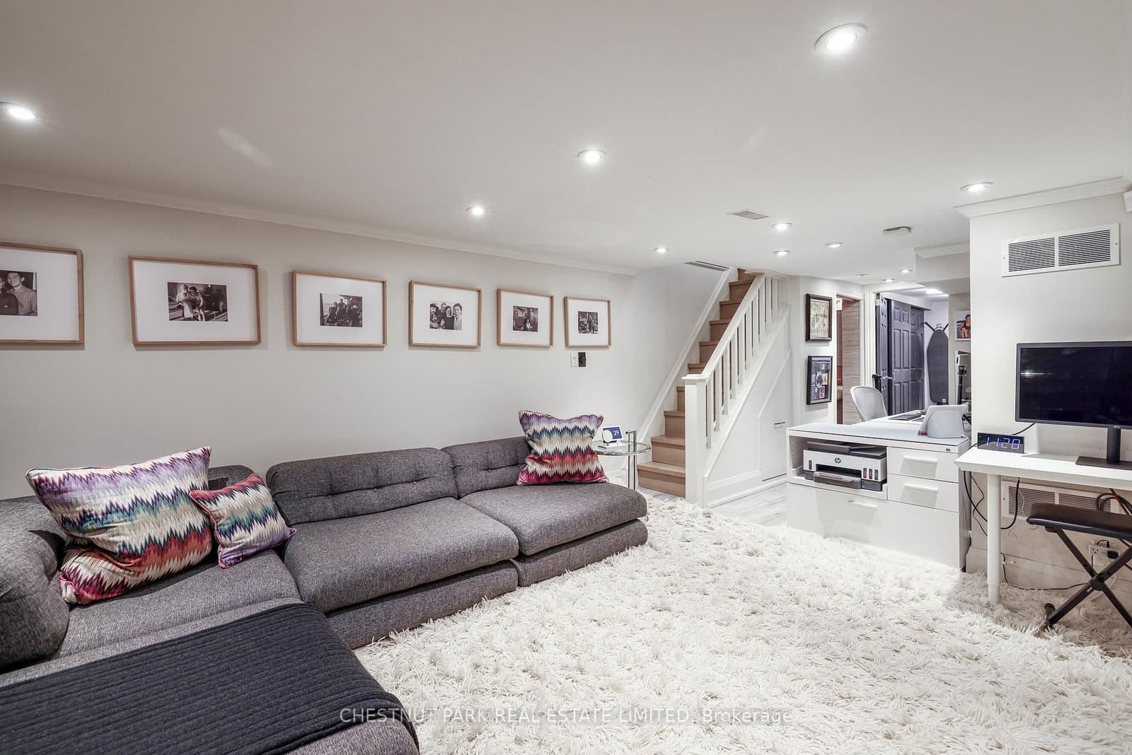 27 Gibson Avenue thumbnail 23