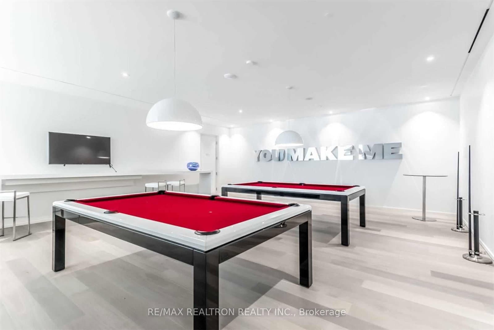 1 Bloor Street E, Unit 312 thumbnail 17