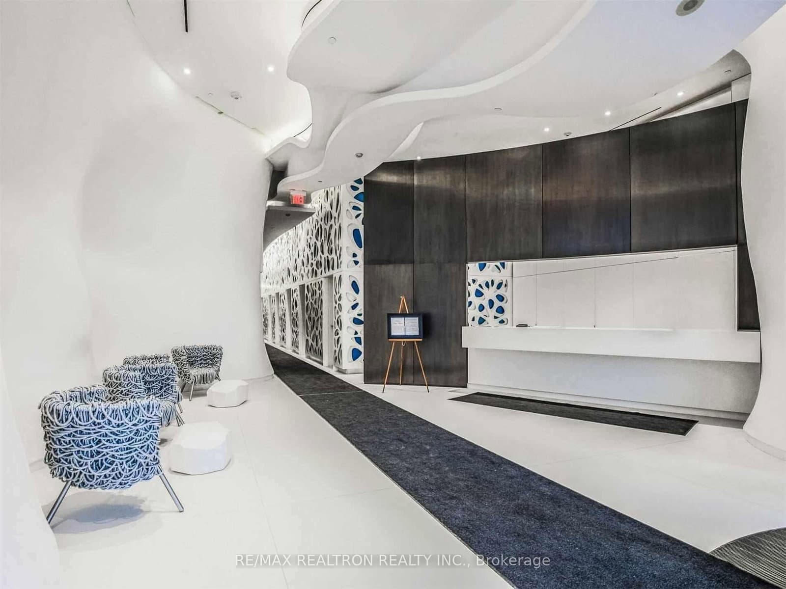 1 Bloor Street E, Unit 312 thumbnail 19